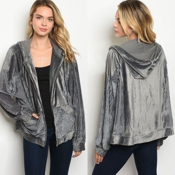 New S-M-L charcoal velvet hoodie