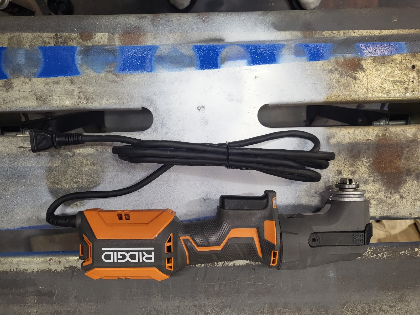 RIDGID  4 Amp Corded Oscillating Multi-Tool