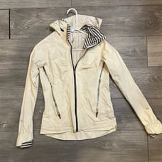 Lululemon size 4 rain jacket