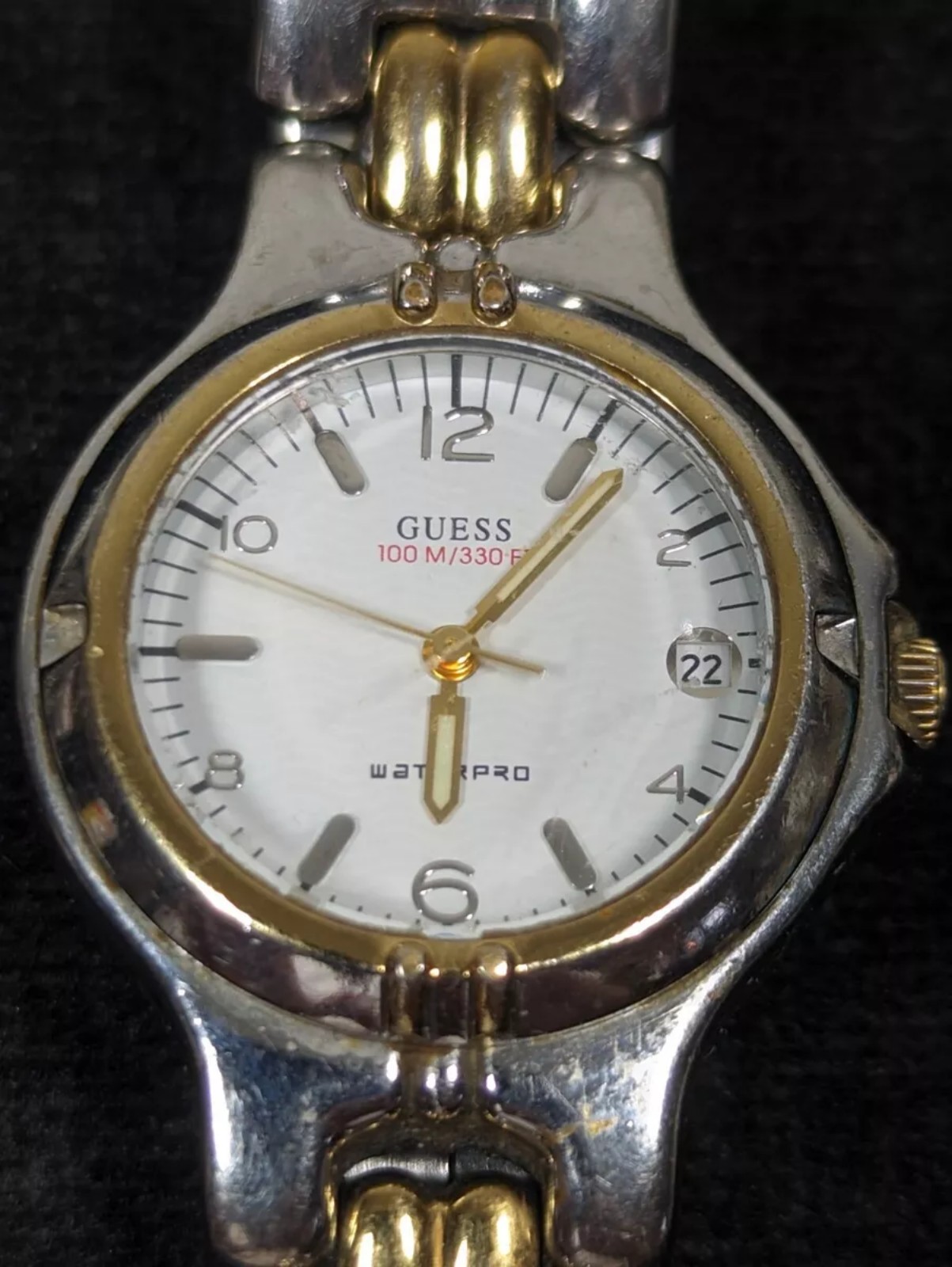 Guess Waterpro White Dial Date Indicator Two Tone Stainless Steel Band Watch