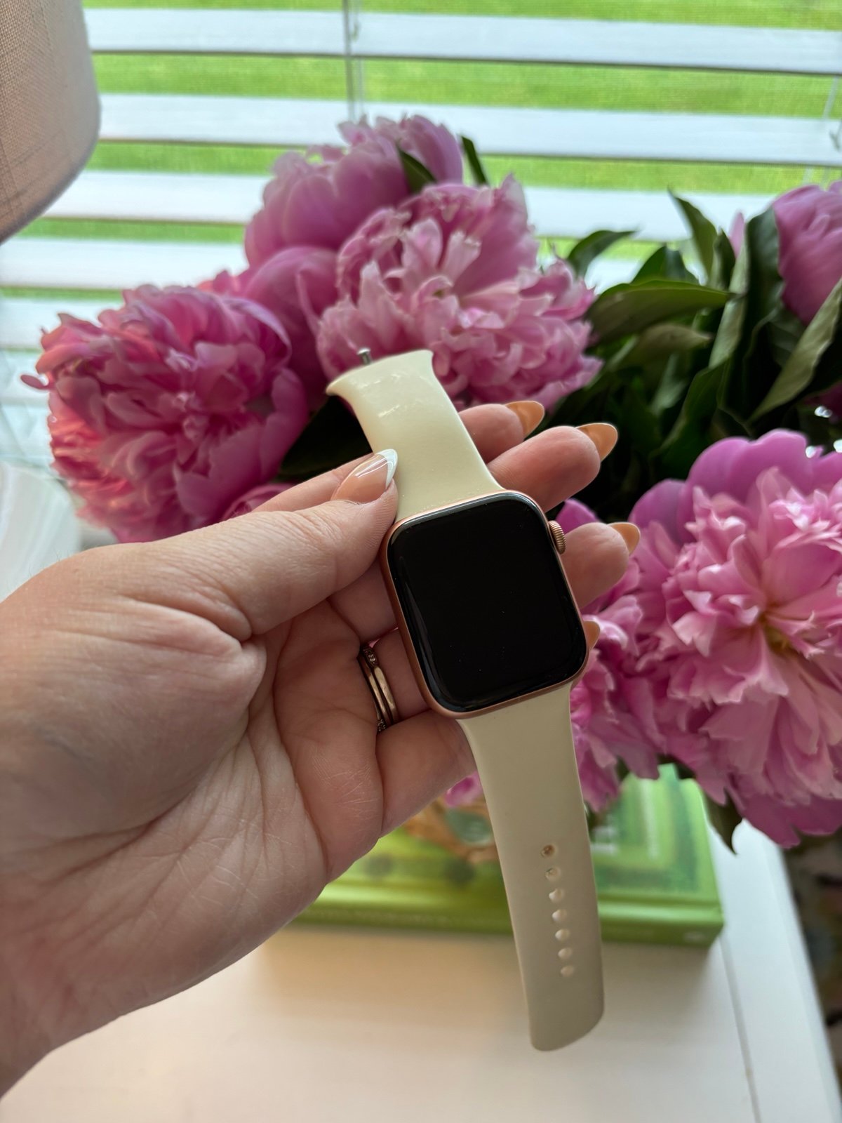 Apple Watch - Series 4, Rose Gold