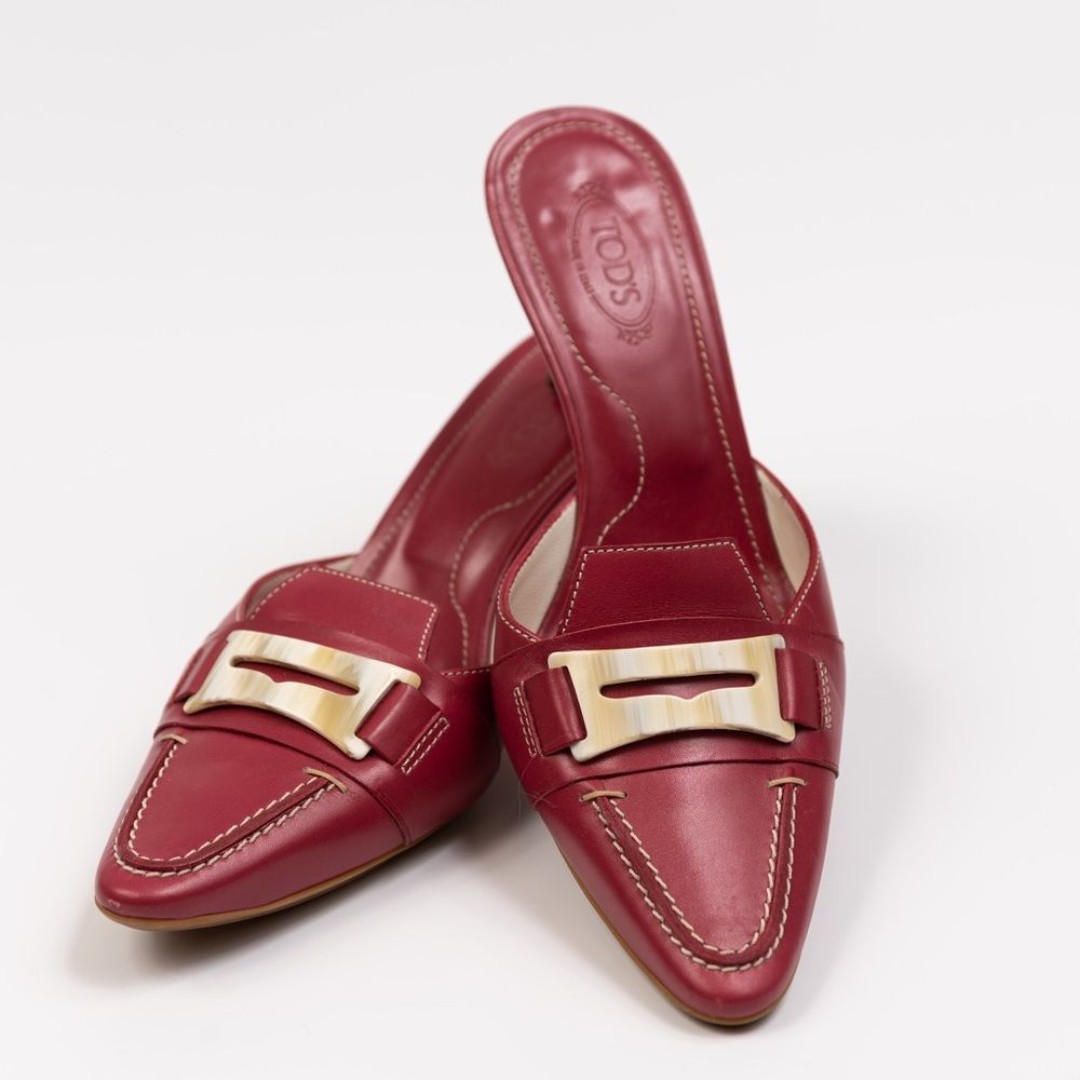 Tod’s Red Leather Mules heeled sandals size 7.5