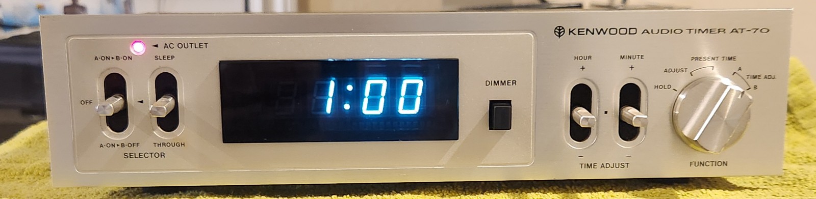 VINTAGE KENWOOD AUDIO PROGRAM TIMER AT-70