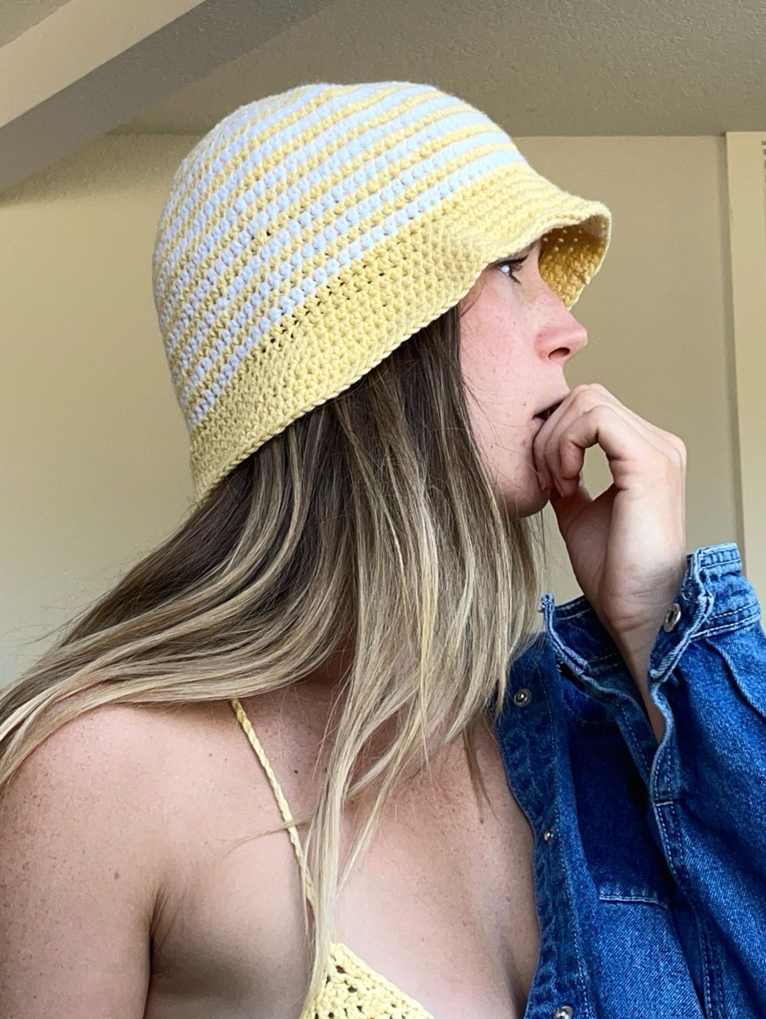 Butter yellow bucket hat crochet & bra