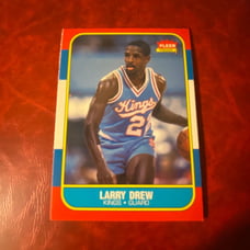 LARRY DREW 1986-87 Fleer BASKETBALL #25 RC Card NBA SACRAMENTO KINGS GORGEOUS!