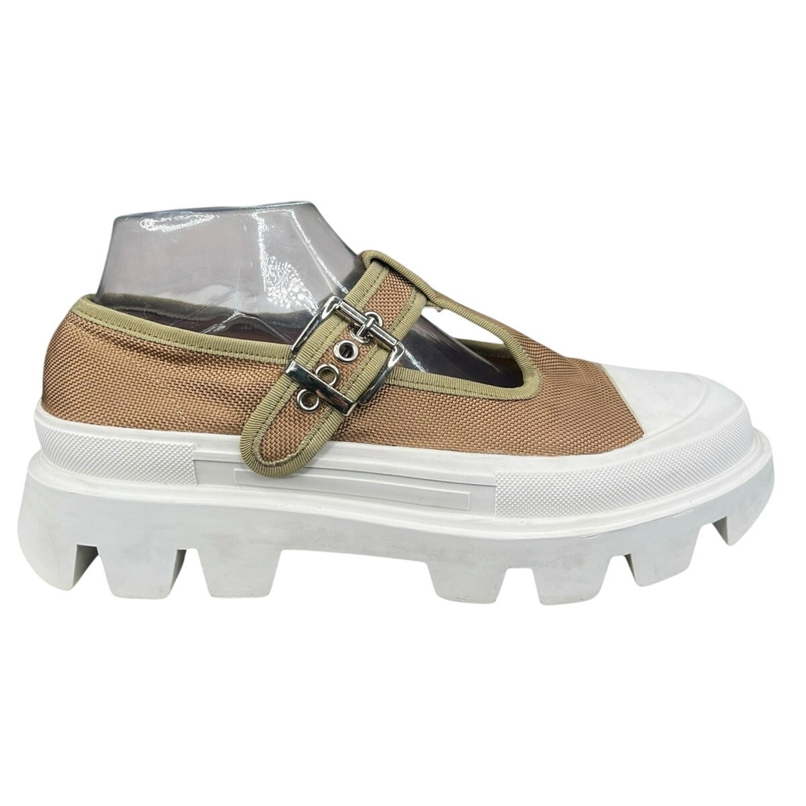 Jeffrey Campbell Women's Marley Brown Lug Sole Mary Janes Size US 10