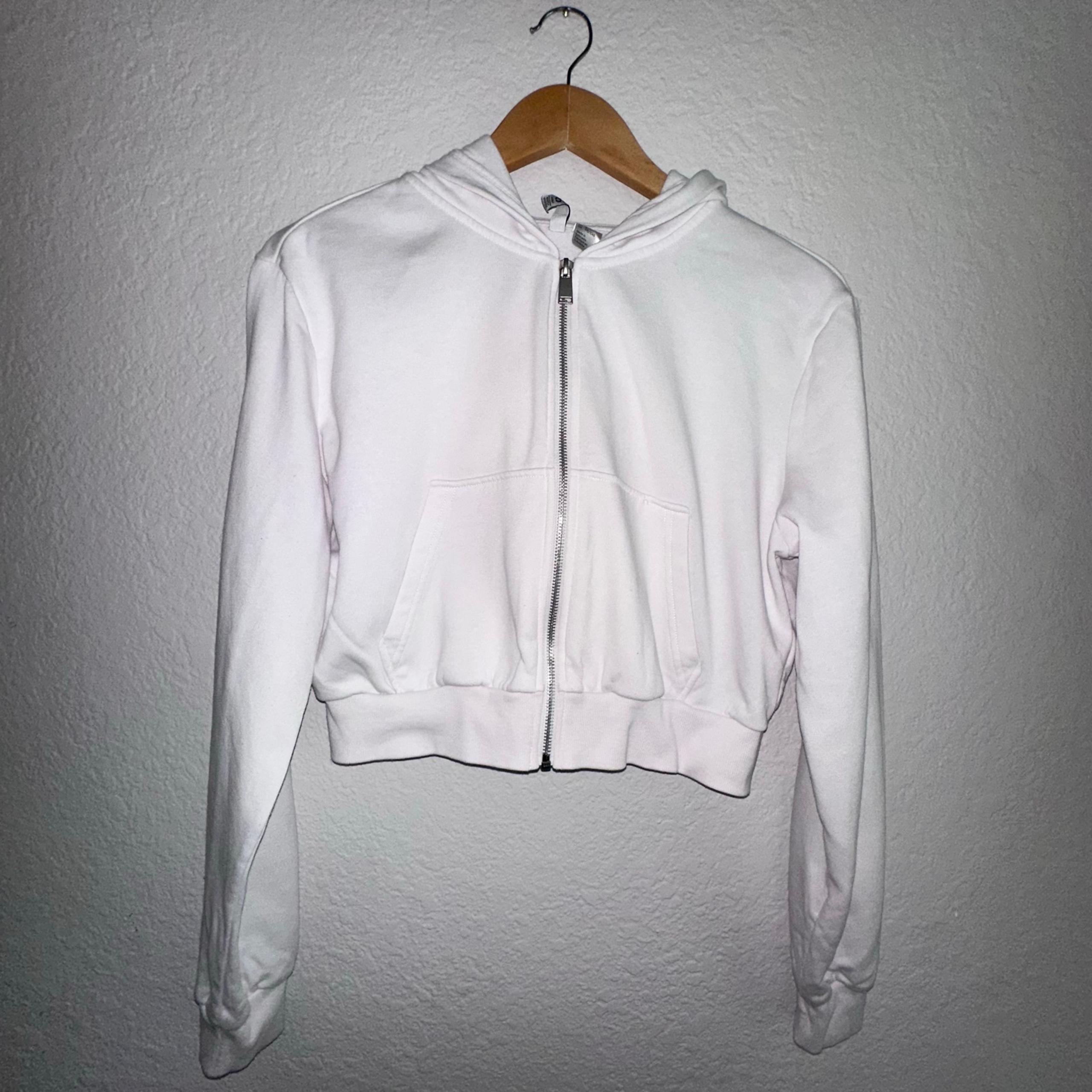 H&M White Cropped Zip-Up Hoodie size L