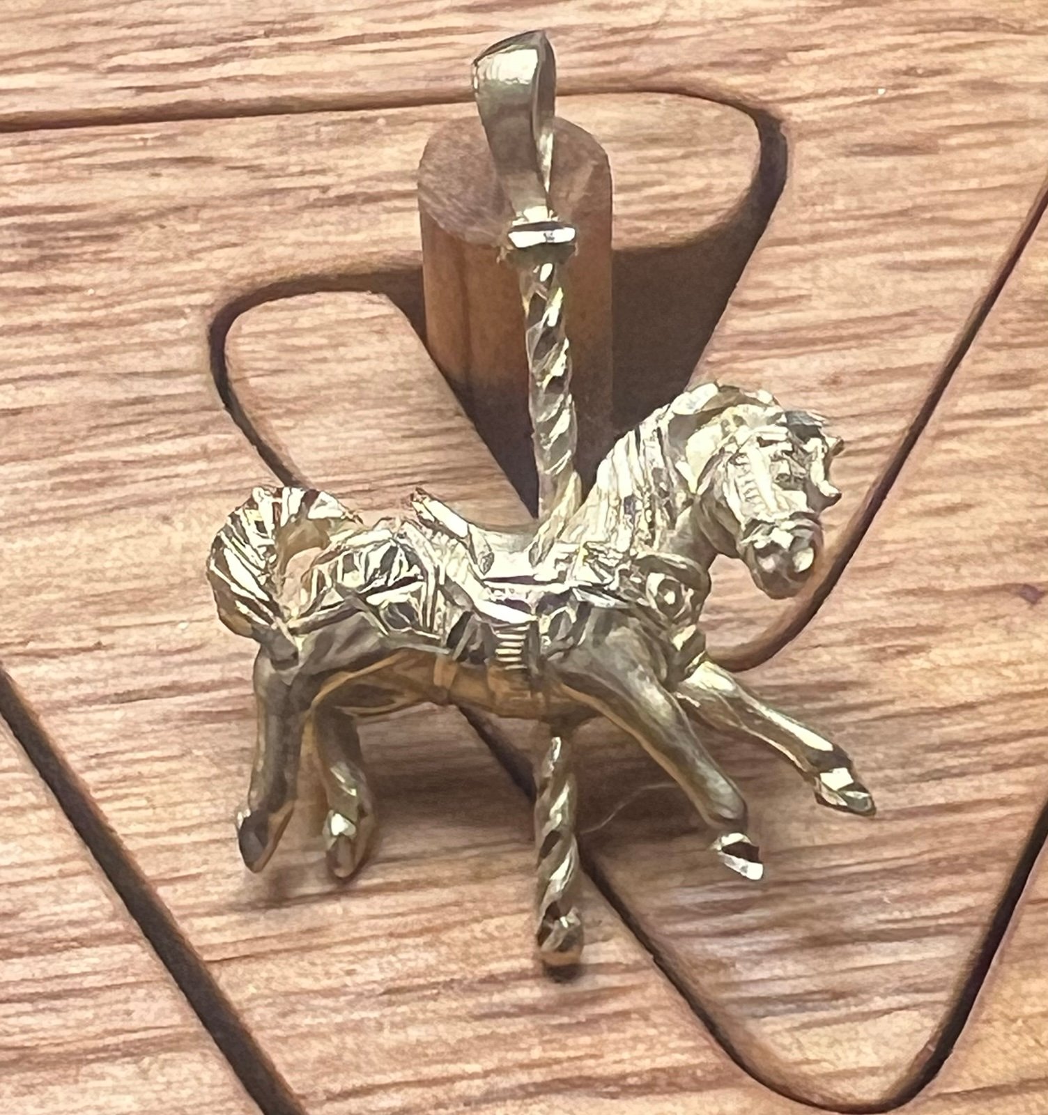 14K Yellow Gold Horse Carousel Pendant