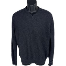 Saks Fifth Anvenue men’s dark gray 100% cashmere v-neck sweater size XL