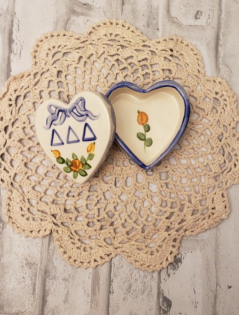 Vtg. ΔΔΔ Heart Sorority Jewelry Box - 4 
