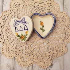 Vtg. ΔΔΔ Heart Sorority Jewelry Box - 4
