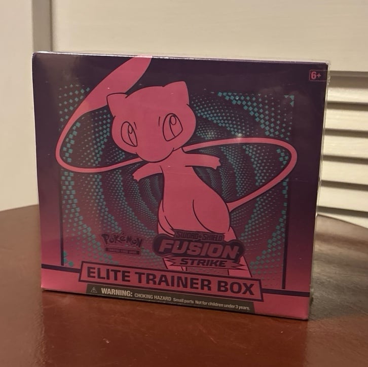 Pokemon Fusion Strike Elite Trainer Box (Factory Sealed)