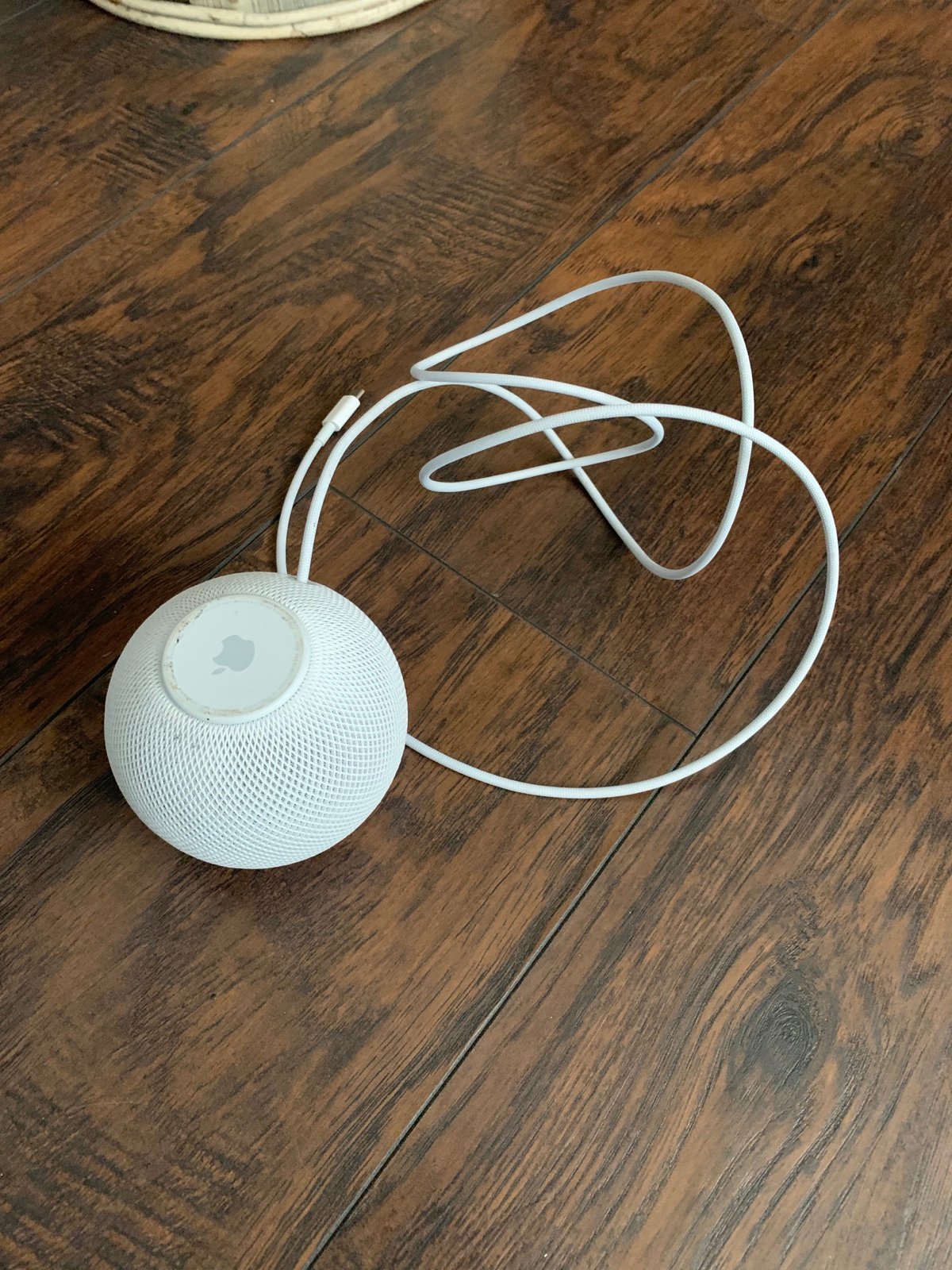 Apple HomePod mini Bluetooth Speaker in White