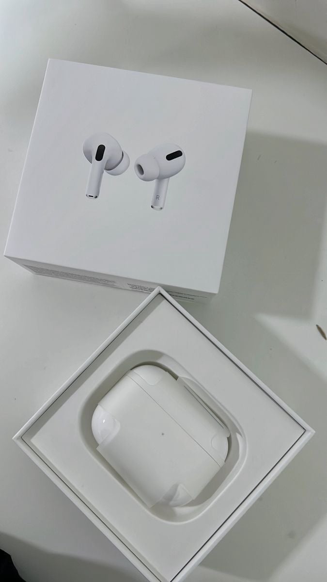 AirPods