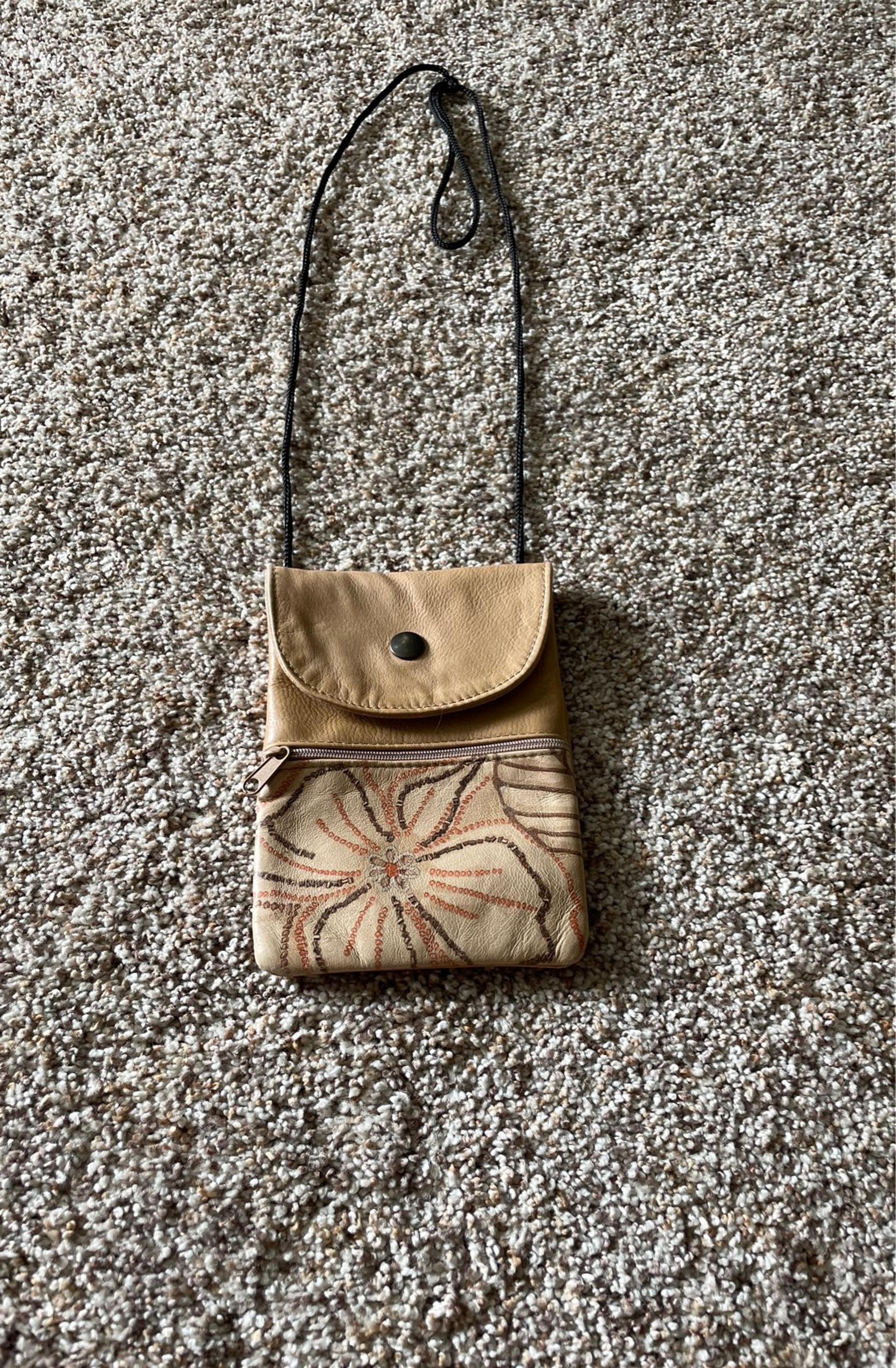 Vera Pelle Made in Italy Mini crossbody purse