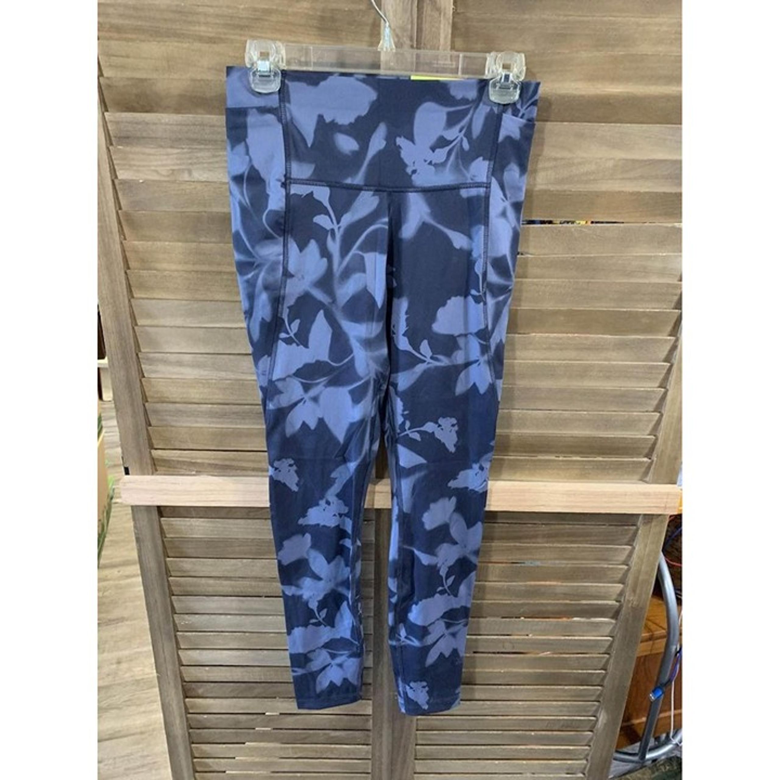 NWT All In Motion Leggings High Rise Yoga Athletic Workout Gray Women Size Small