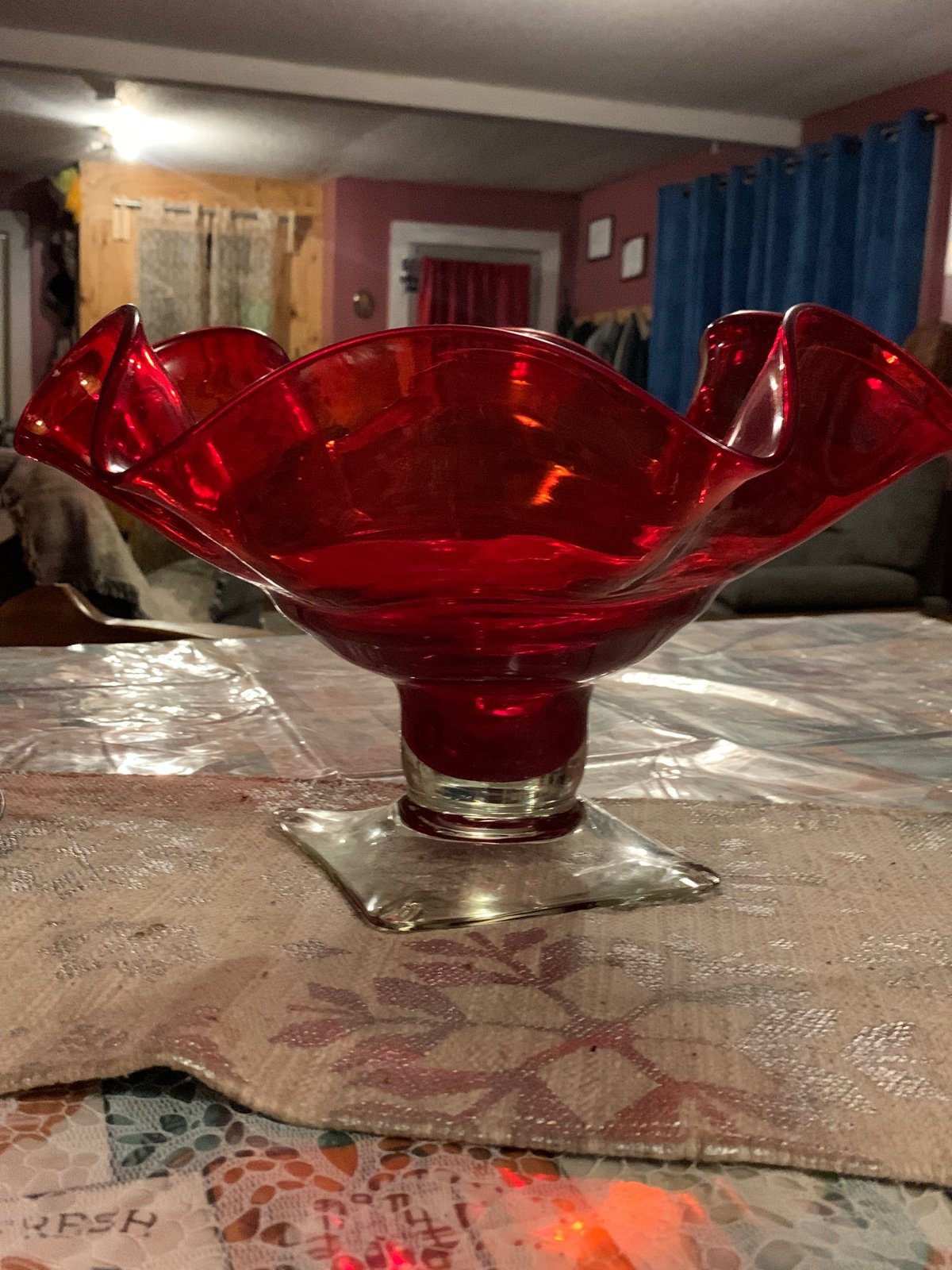 Vintage Viking glass vase/fruit bowl