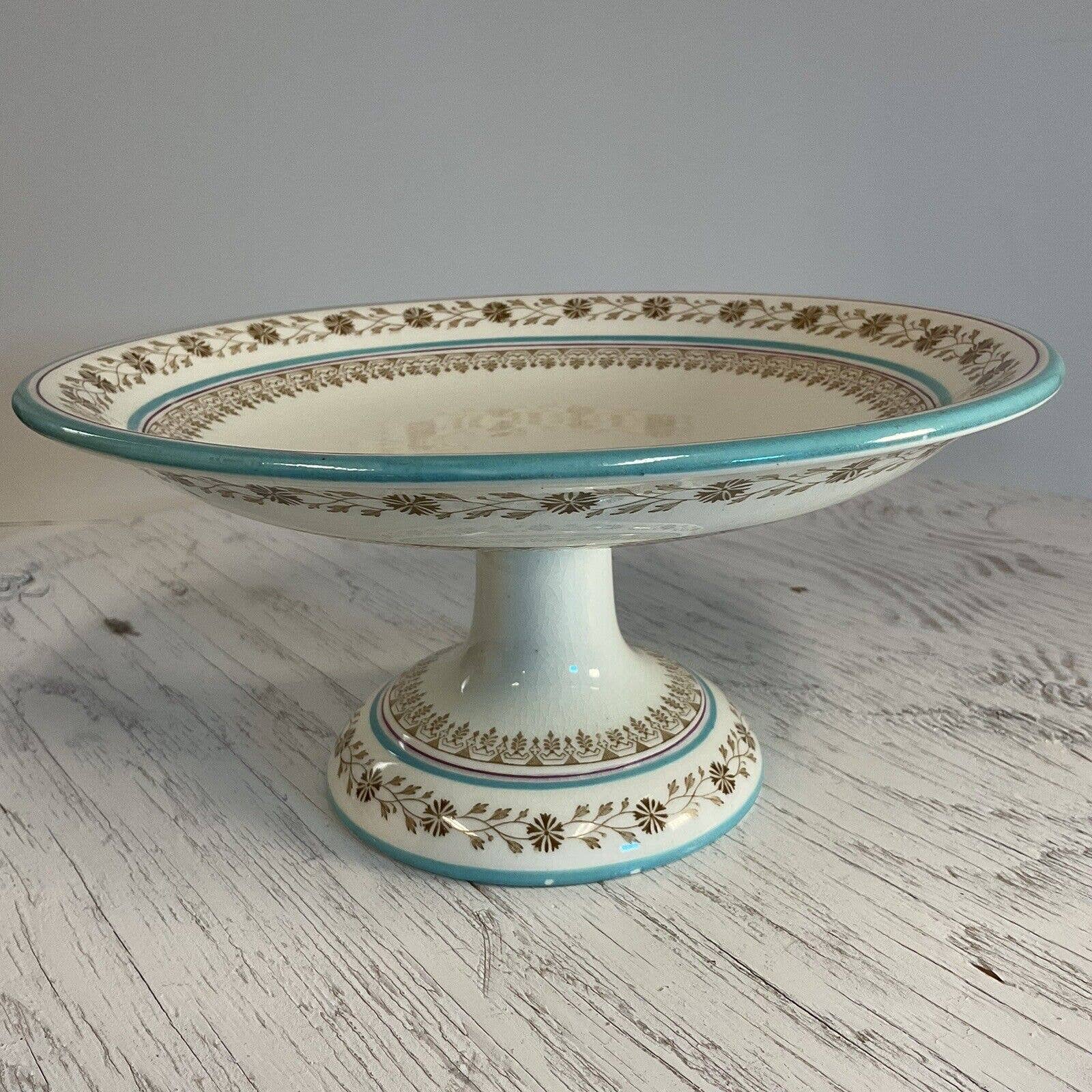 Wedgewood Antique Footed 9.5” Diameter 4.5” Tall Dessert Cake Stand Centerpiece