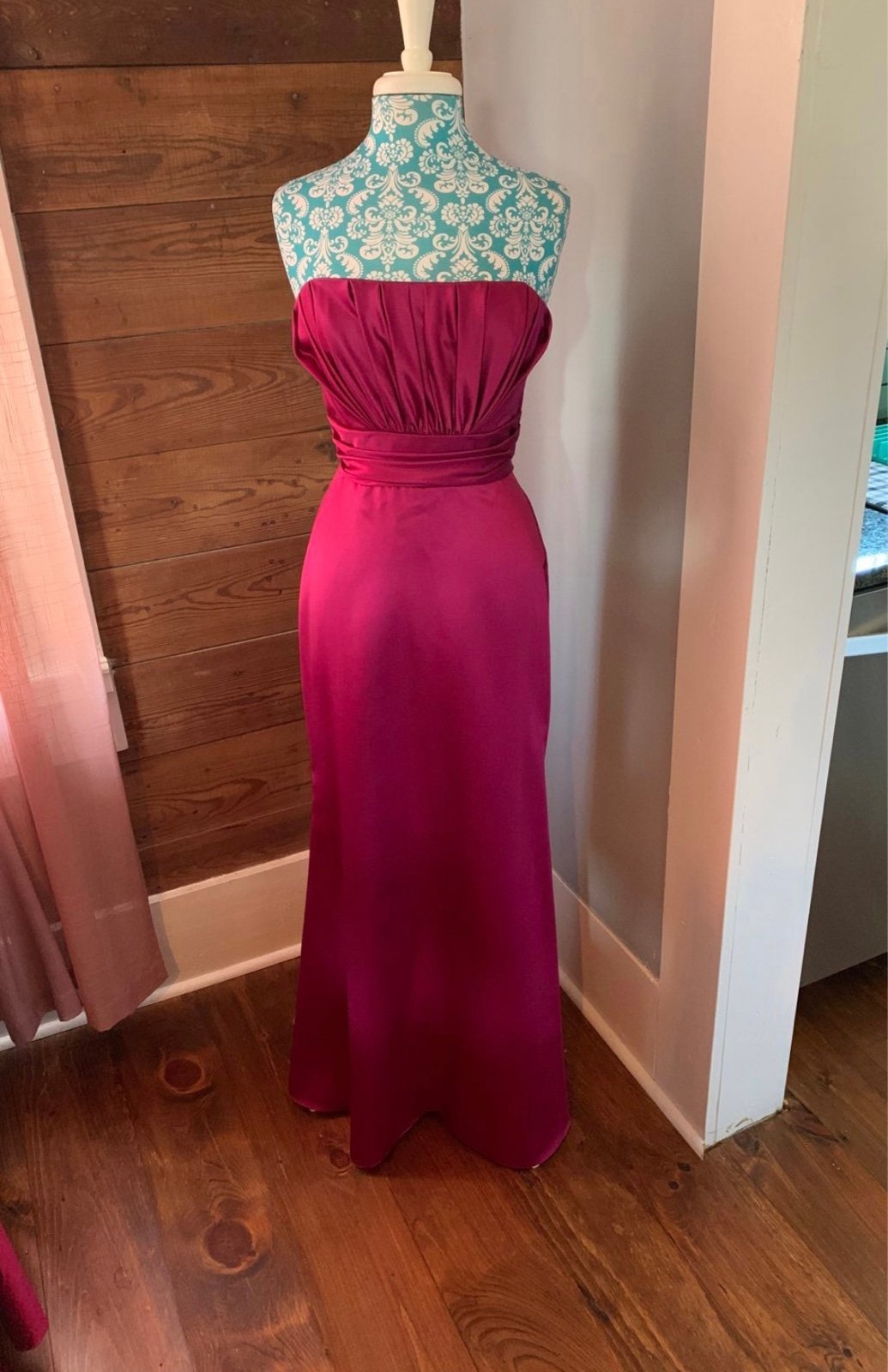 Jim Hjelm Occasions Magenta Purple Satin Gown