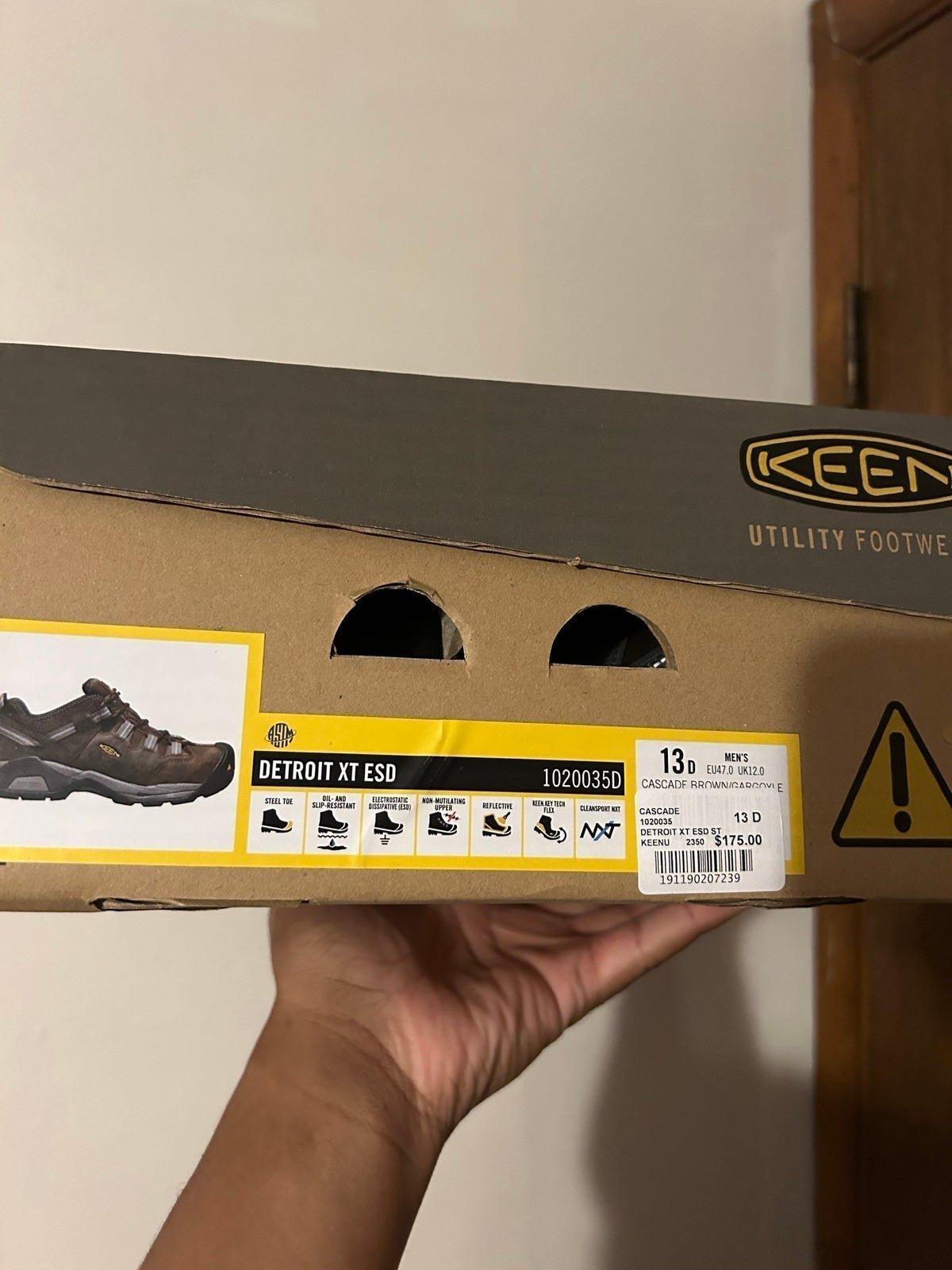Keen steel toed shoes