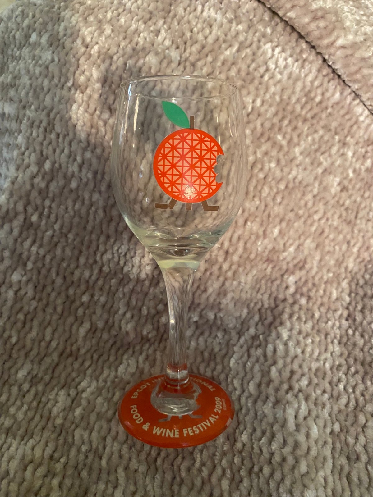 Rare 2009 Disney World Epcot International Food & Wine Festival 6” Logo Glass
