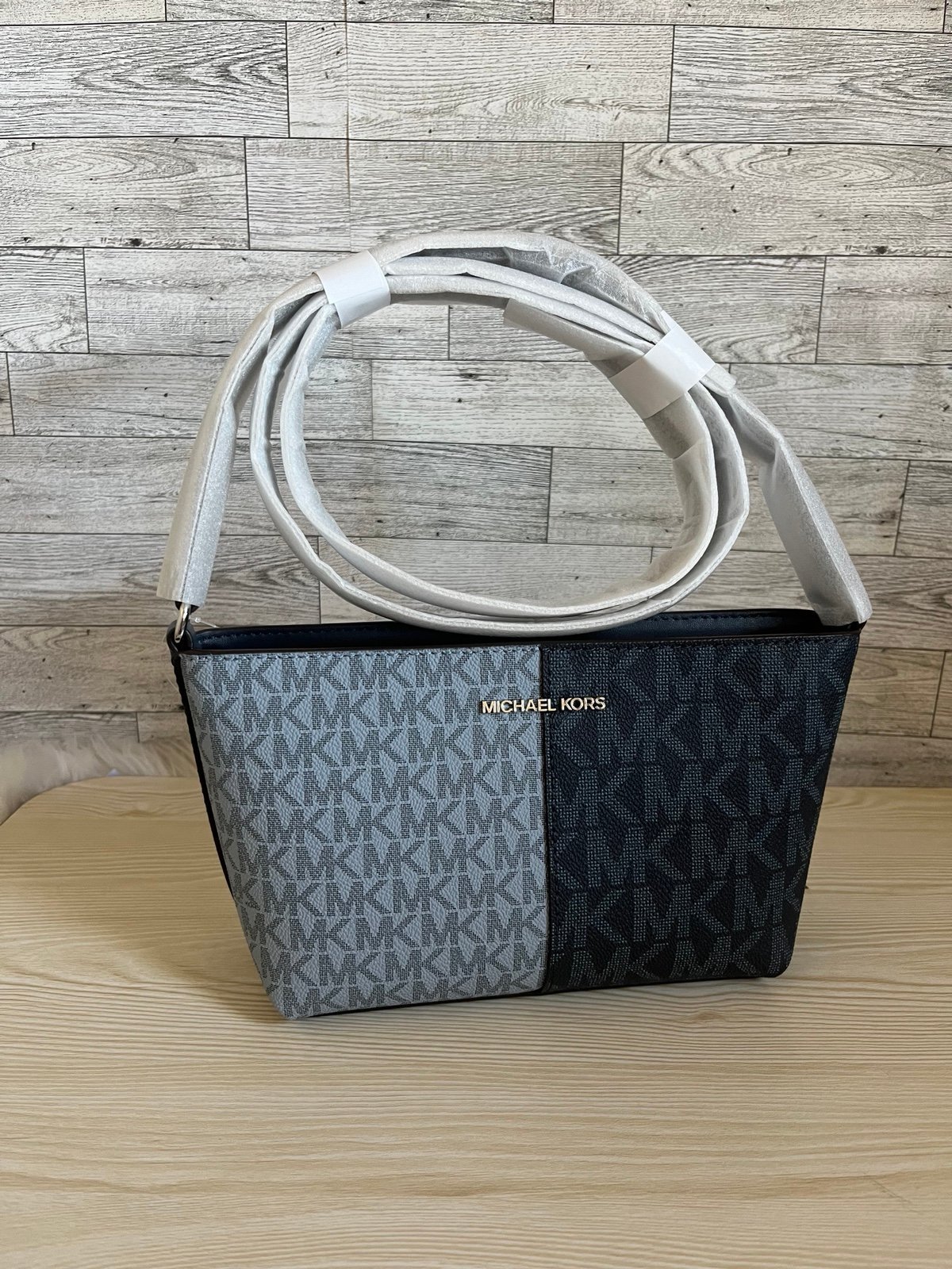 navy michael kors crossbody