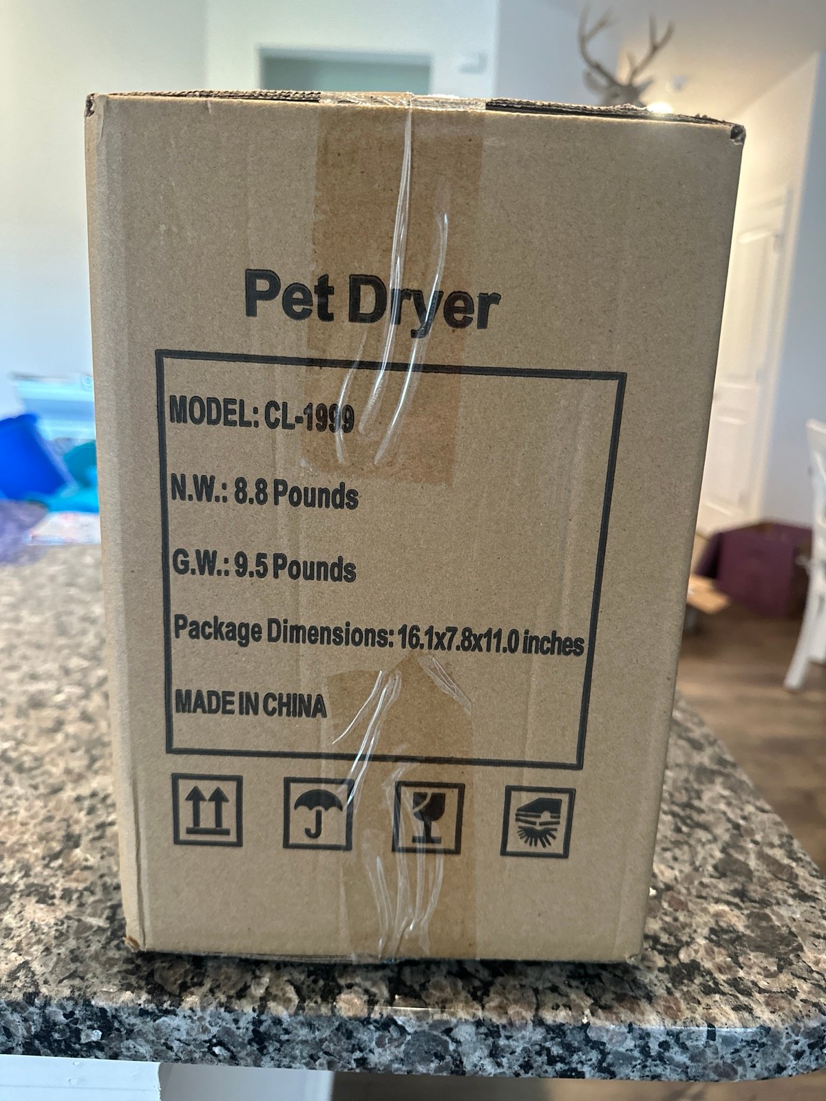 Pet blow dryer