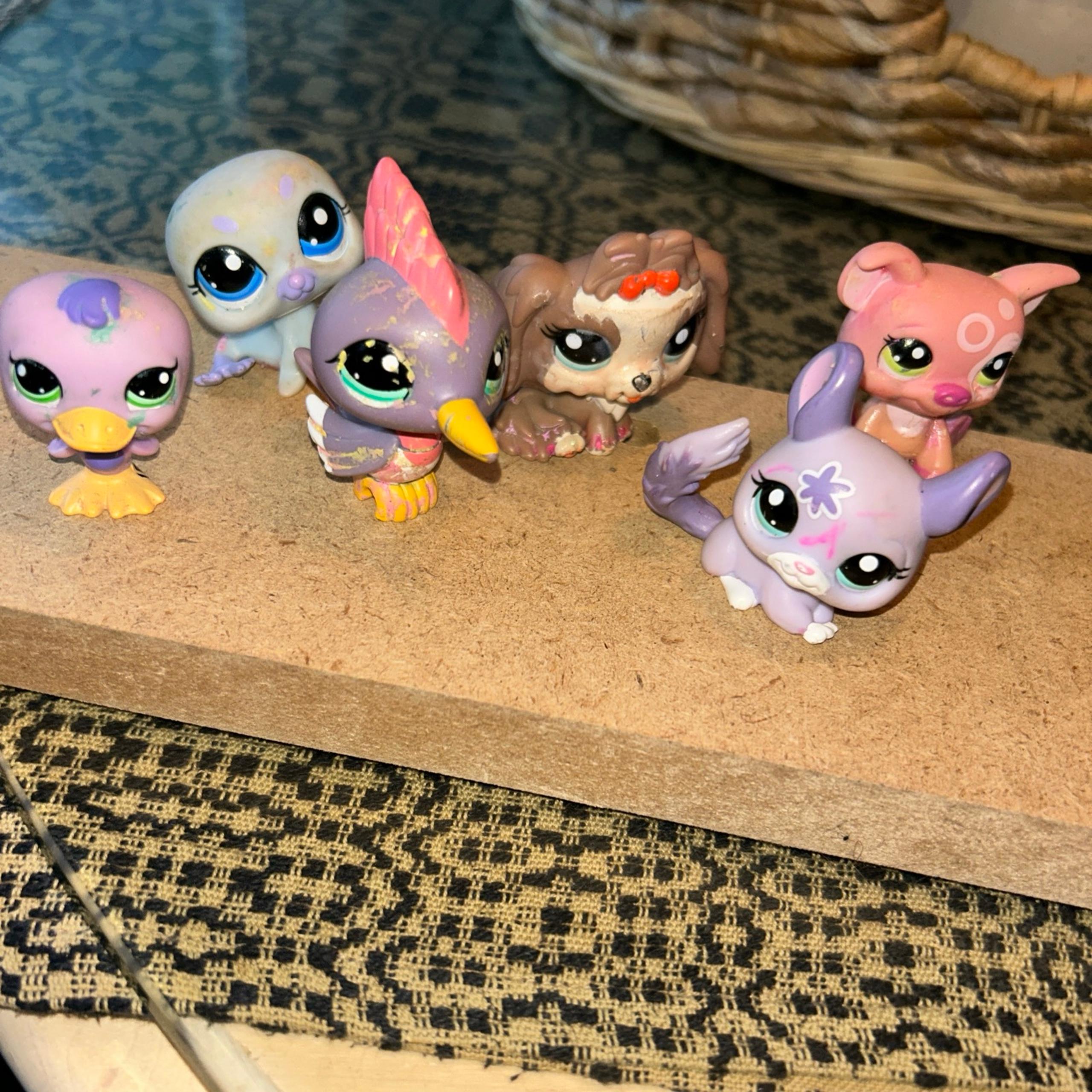 LITTLEST PETSHOP Lot Of 6 Figures Chinchilla, Pig, Puppy, Roadrunner, Seal, Bird