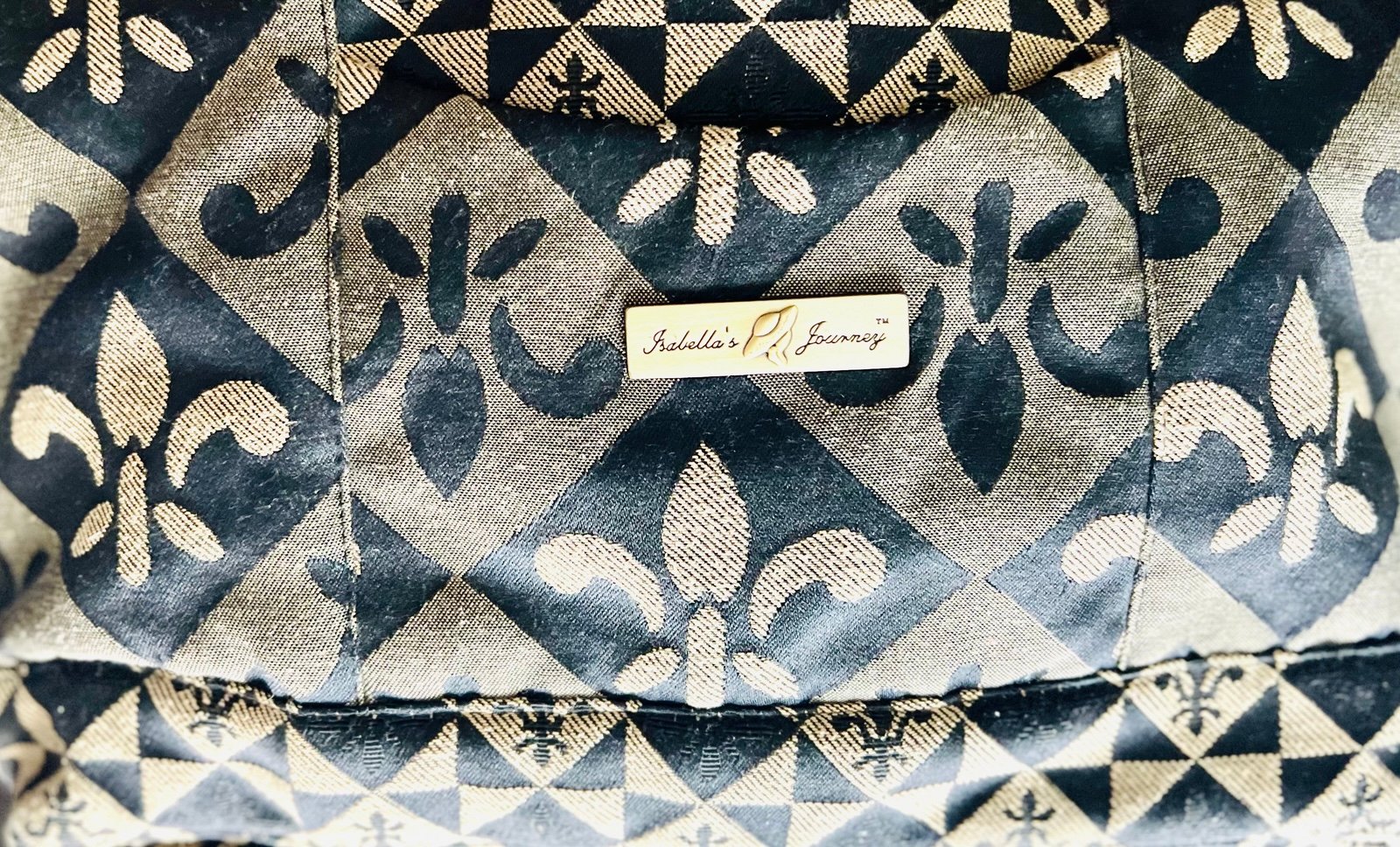 Women’s Isabella’s Journey Vintage Tapestry Purse