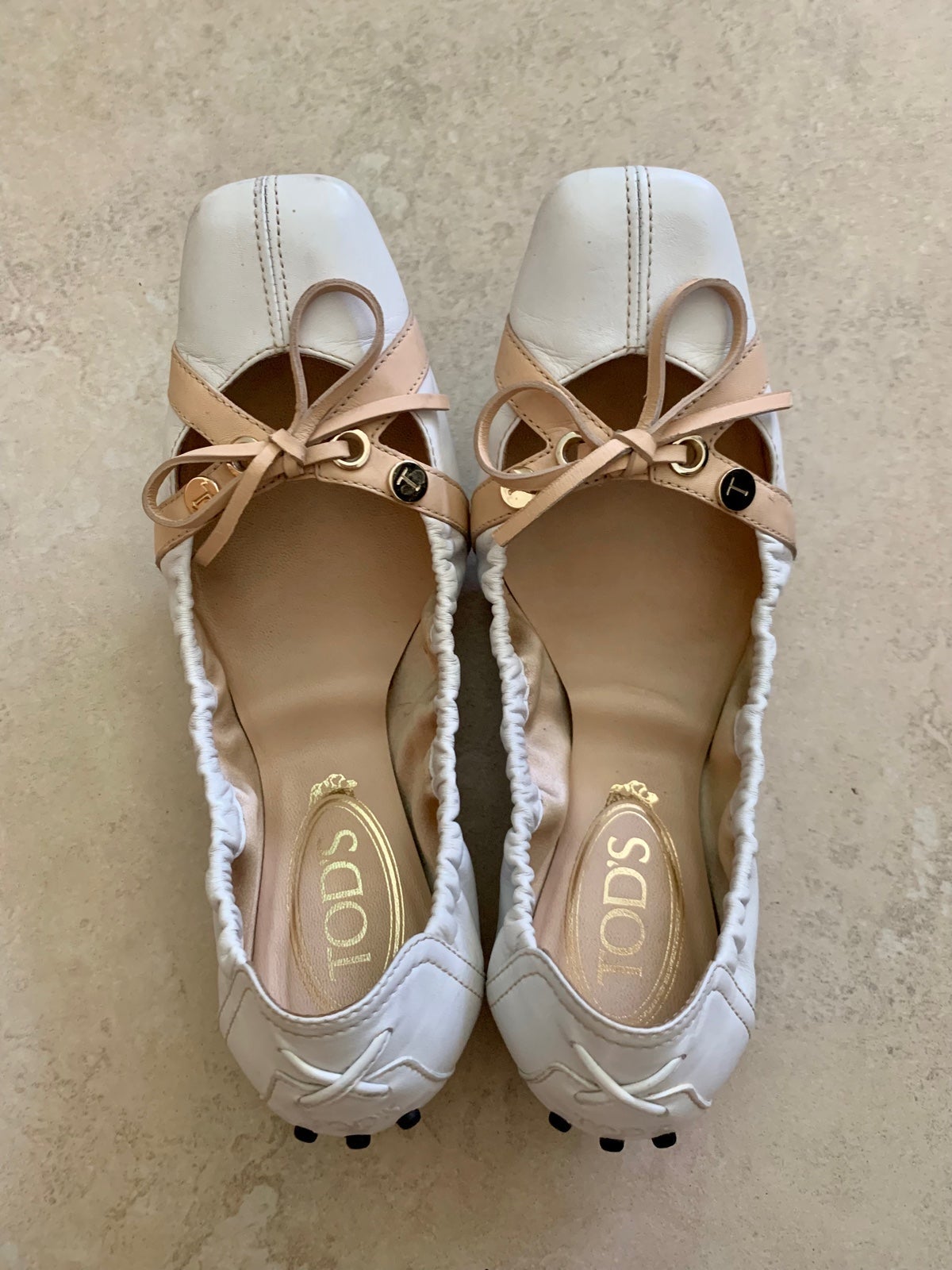 Tod’s Leather Ballerina Flats Shoes - Size 6