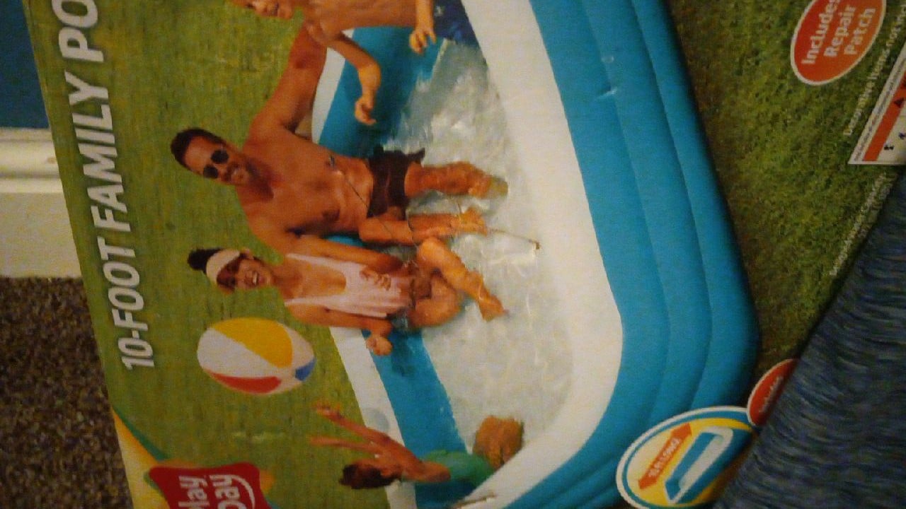 10-foot family pool