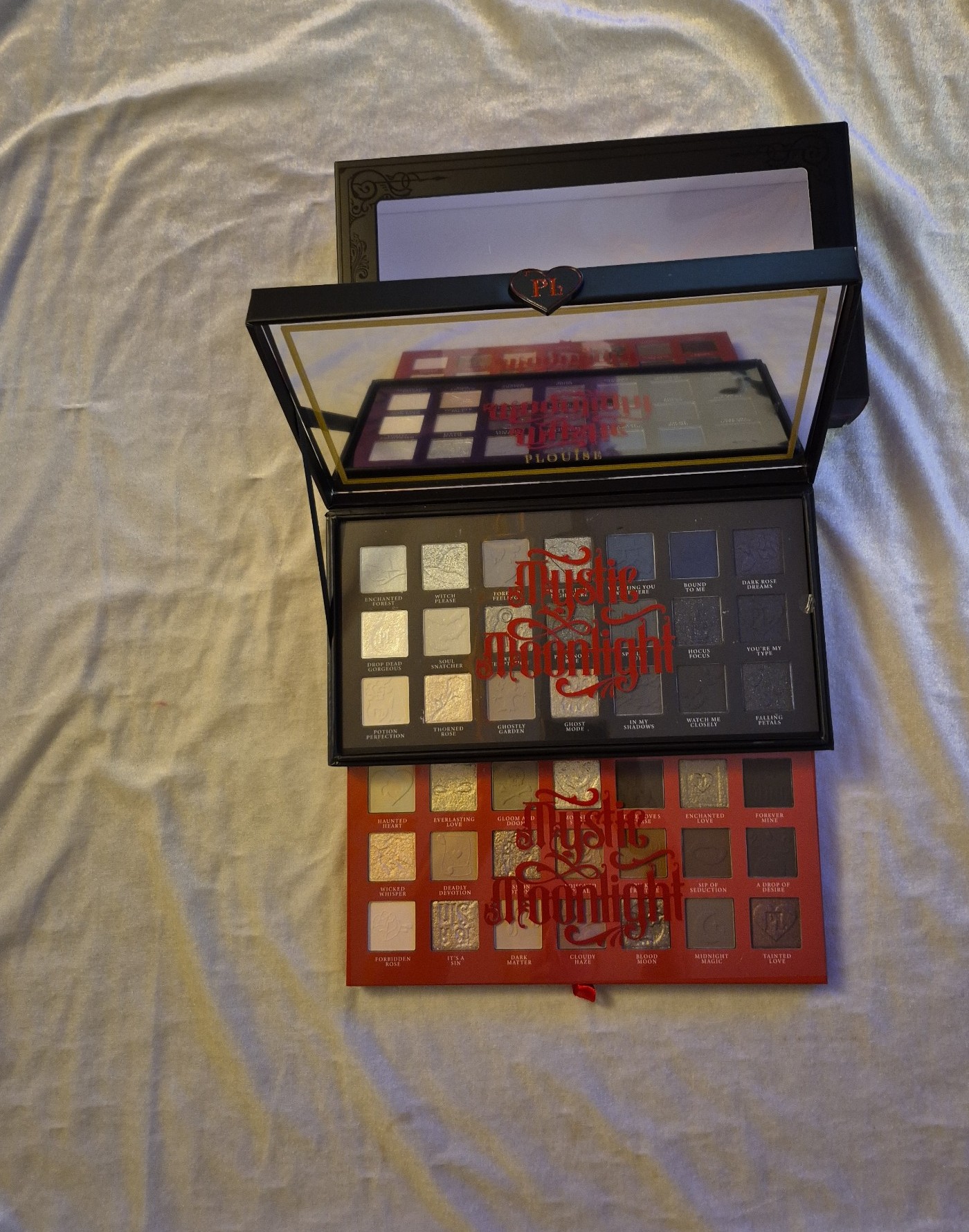 P LOUISE MYSTIC MOONLIGHT HALLOWEEN PALETTE FOR FACE & EYES