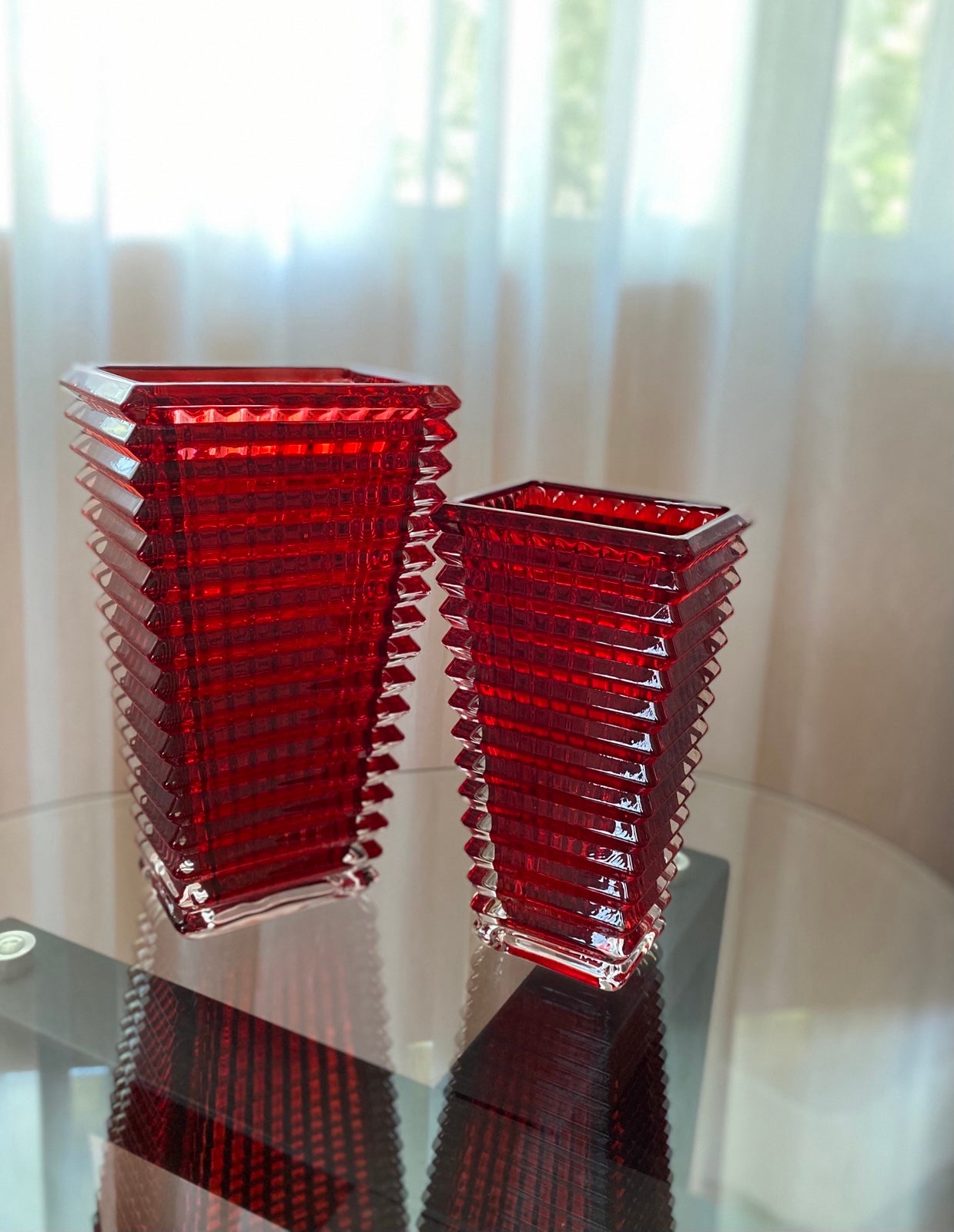 RECTANGULAR EYE VASE UNBRANDED