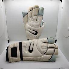 Goalkeeper Gloves Evren Professional BNWT Size 10