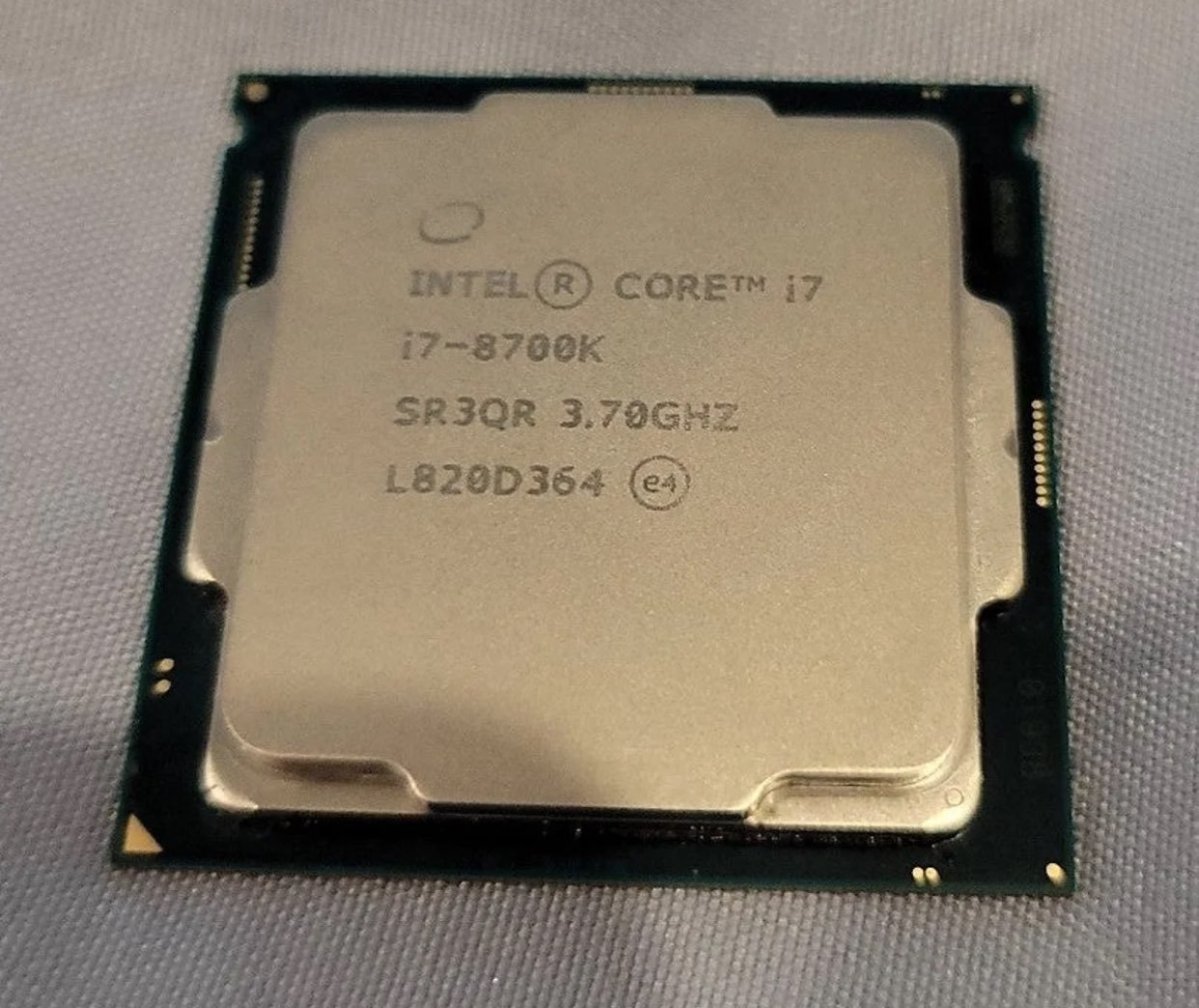 Intel i7 8700k