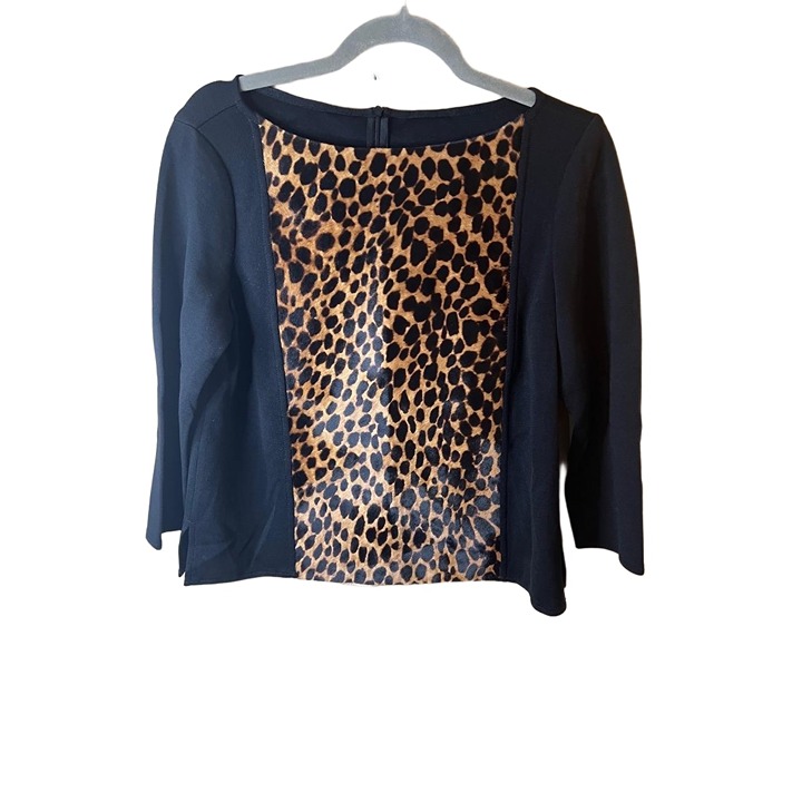 St. John Leopard Print Calf Hair Long Sleeve Crew Neck Womens Sweater Size 8