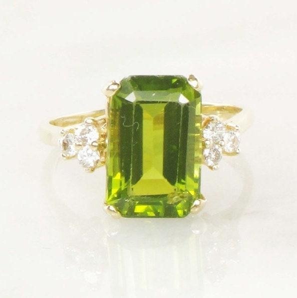 4.55Ct Natural Emerald Cut Green Peridot & Diamond Solitaire Ring 14k Yellow