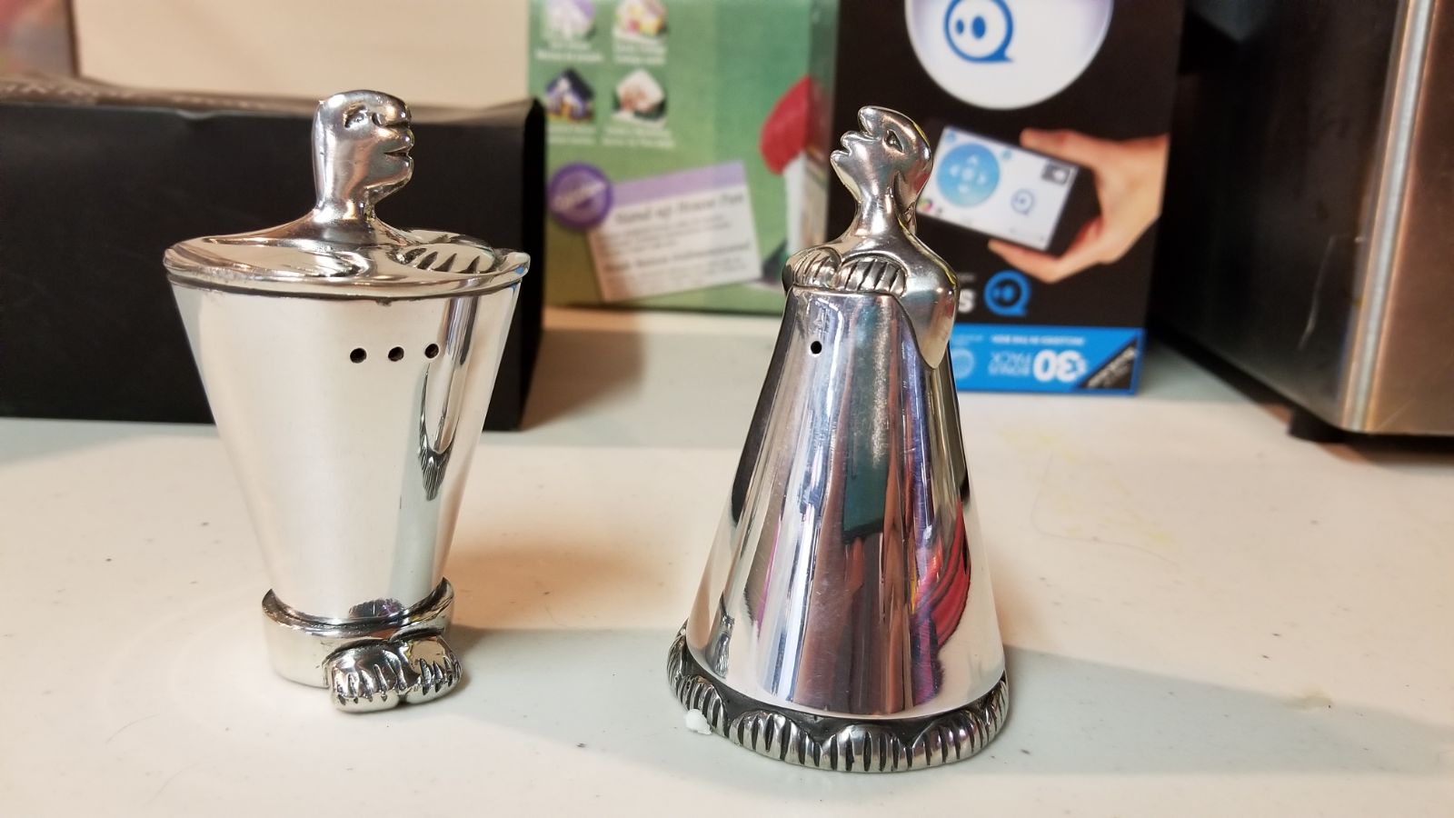 salt and pepper shakers