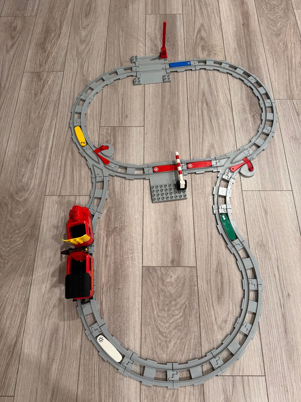Lego dull motorized train track set 10874 and expansion pack 10882