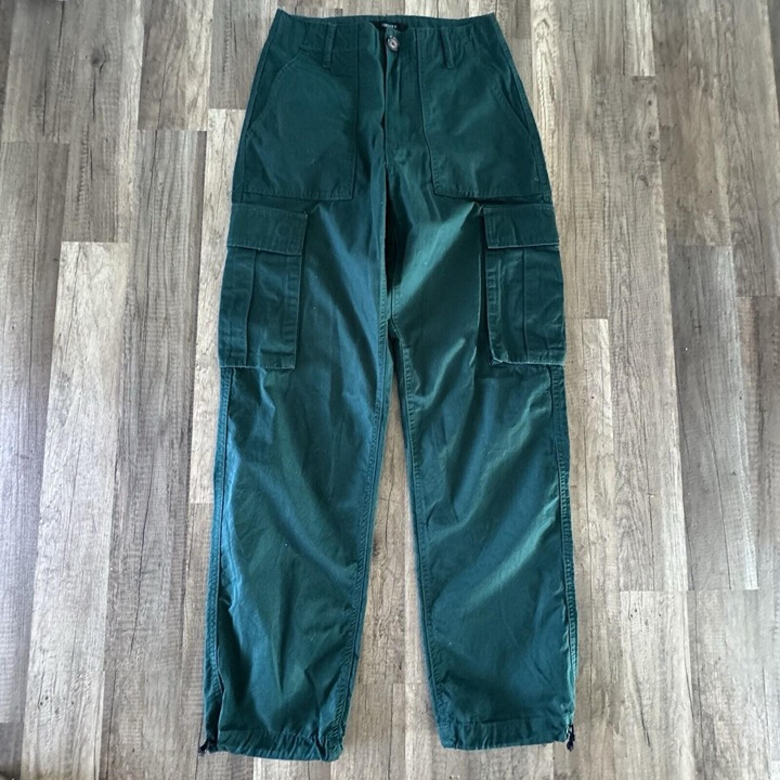 Forever 21 Zipper-Pocket Cargo Pants Green Size S Side Pockets 100% Cotton