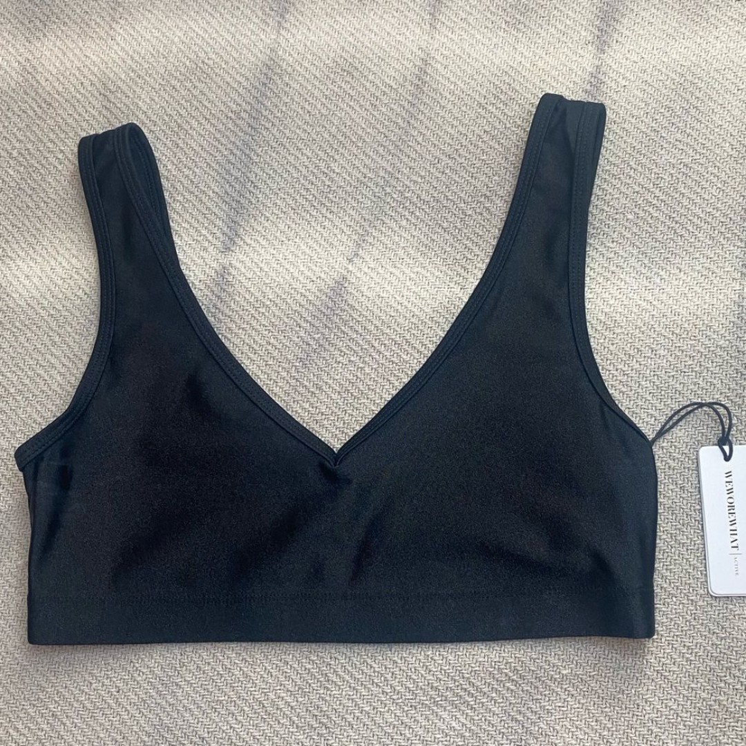 WeWoreWhat Metallic Black Double V Neck Sports Bra Size Medium NWT
