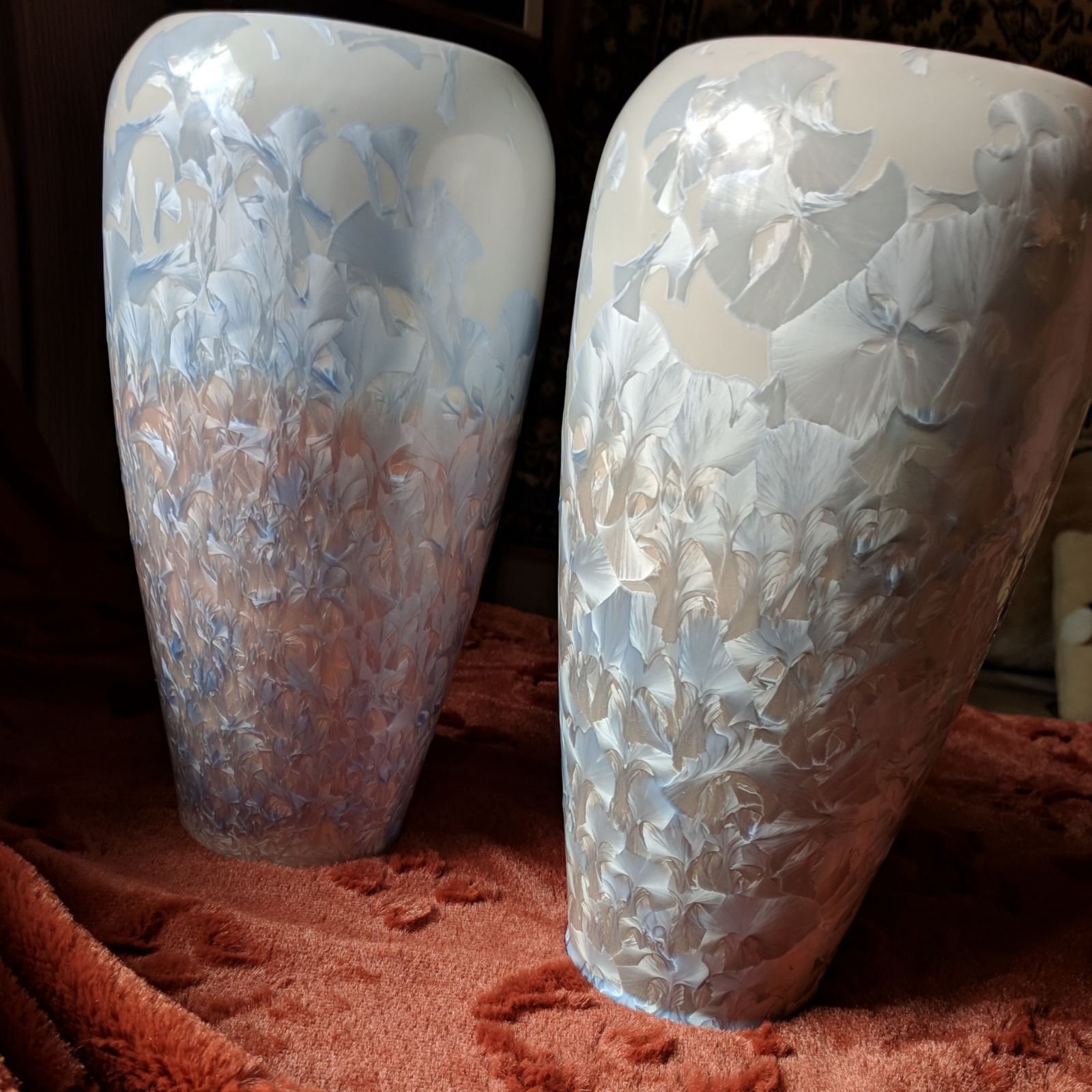 beautiful porcelain pearl vases