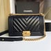 Shoulder Bags