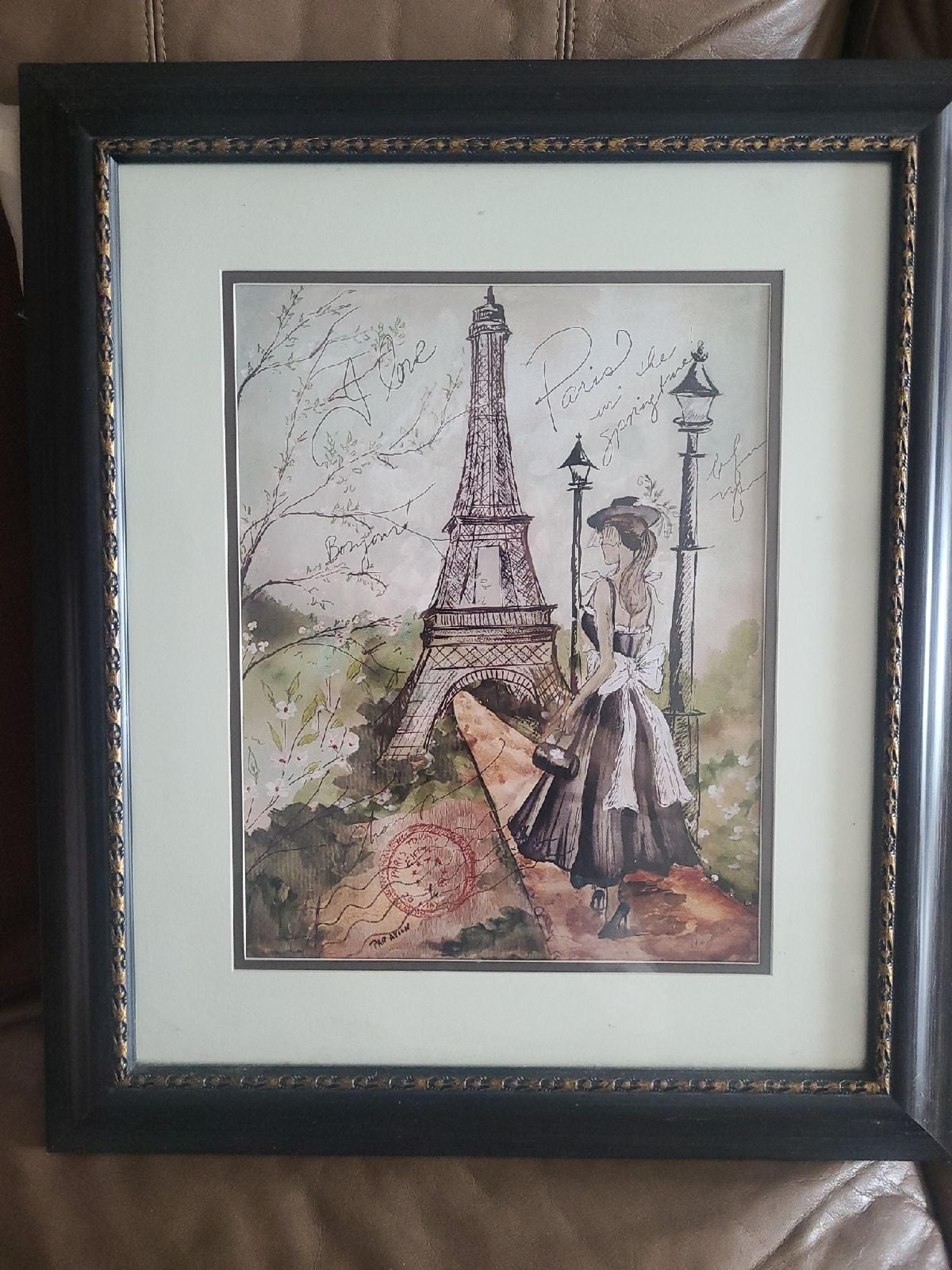 Paris eiffel tower frame