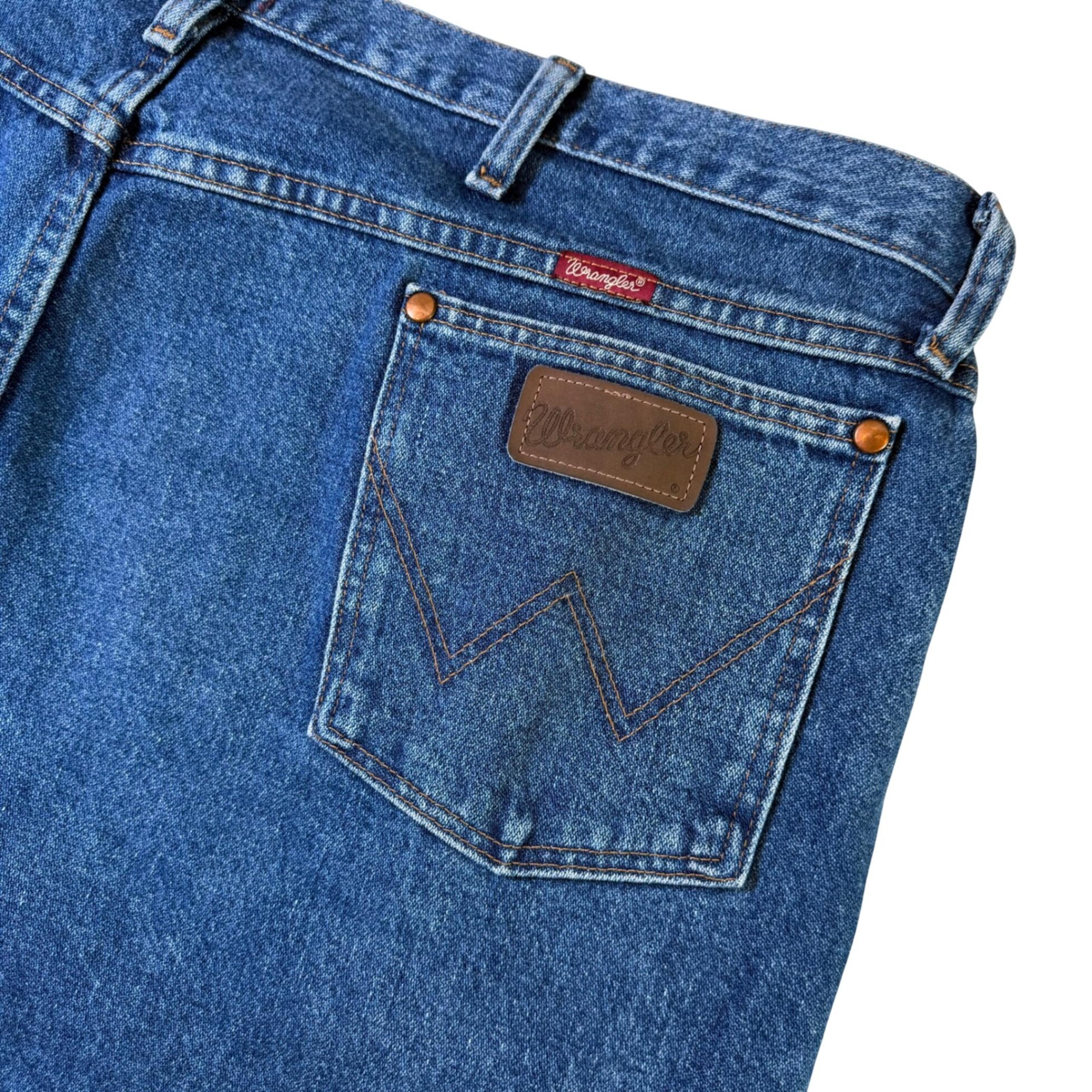 Wrangler Relaxed Fit Jeans Classic Denim Blue Jeans Mens Size 44x32
31MWZGK
