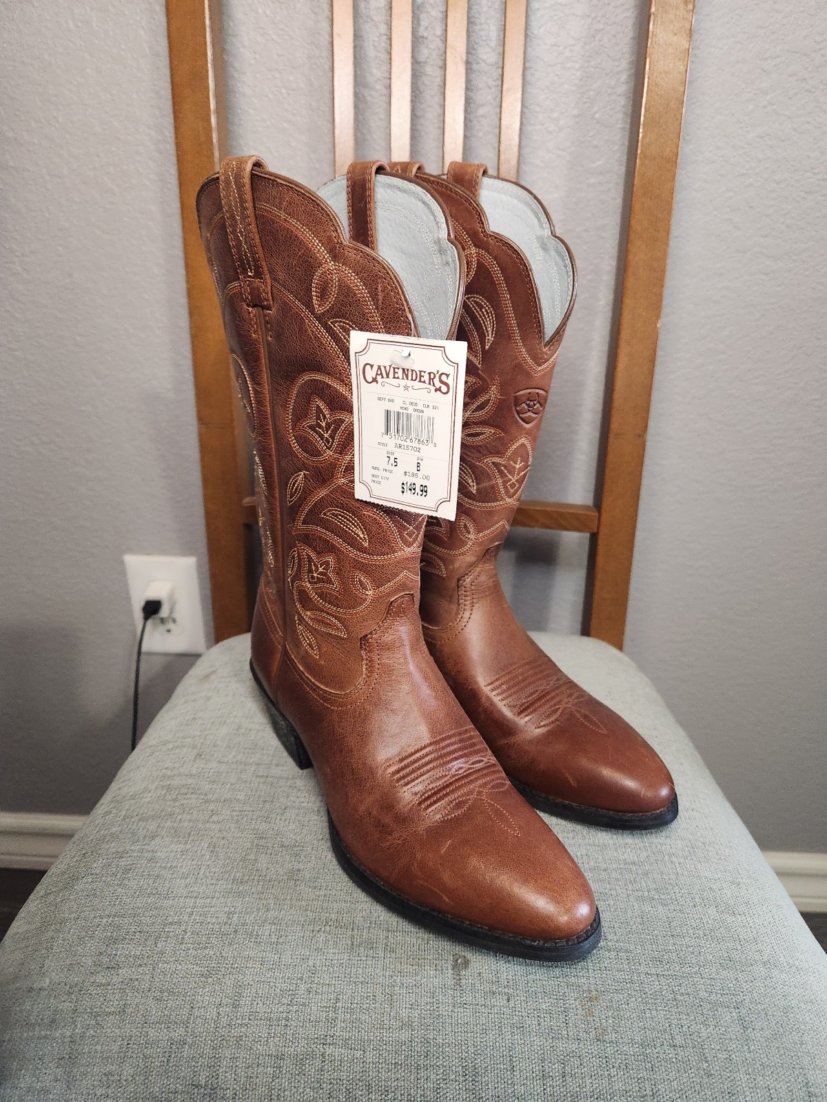 Cavender's Women's Brown leather Cowboy Boots New