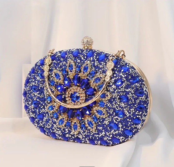 !!! Gorgeous Blue Elegant Rhinestone Clutch with Secure Buckle !!!