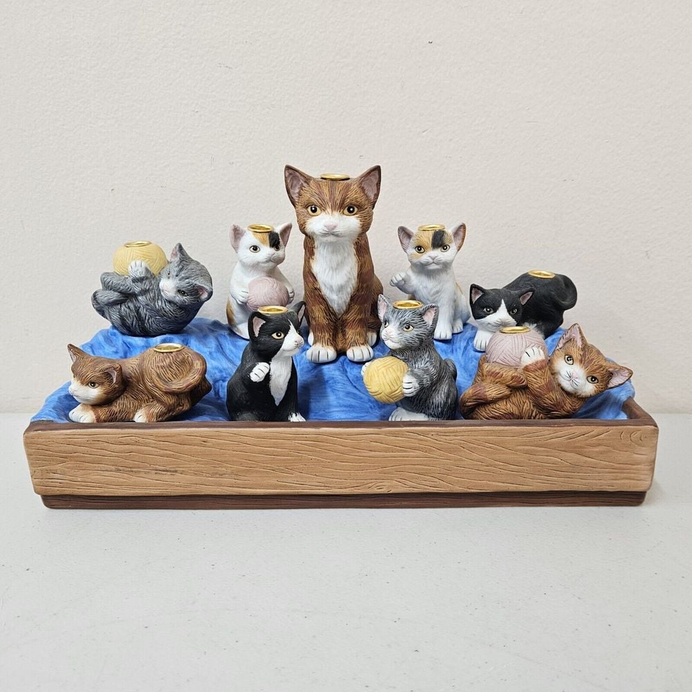Vintage Cat Kittens Hanukkah Menorah Candle Holder Ceramic Figurine Romans Inc