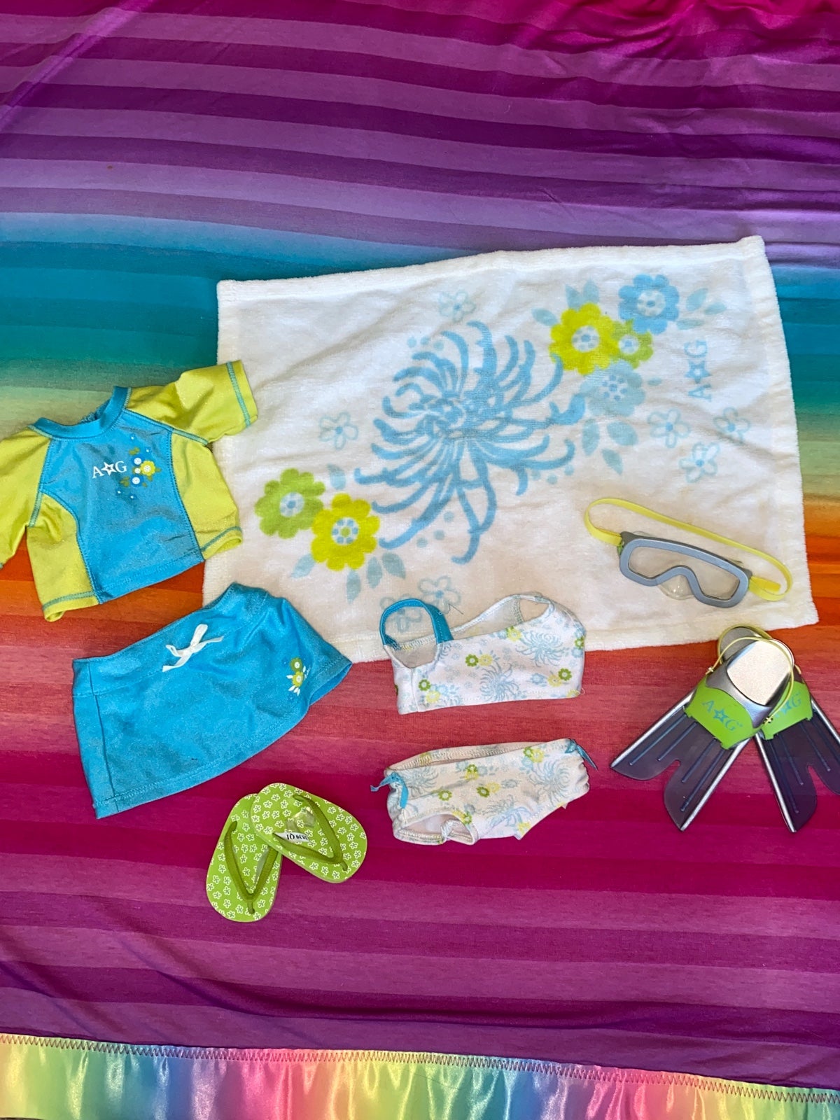 2012 American Girl Sun & Swim Gear