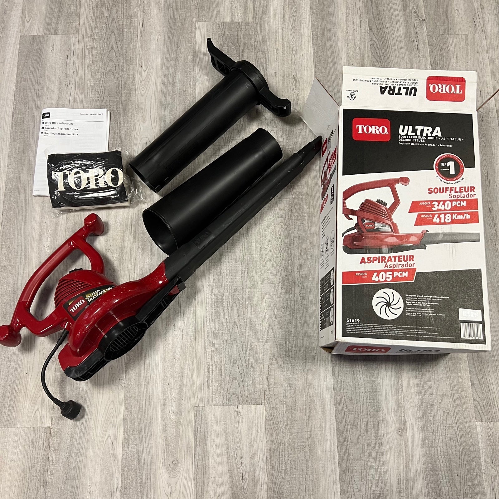 Toro Turbo blower vacuum mulchwr with attachments and bag